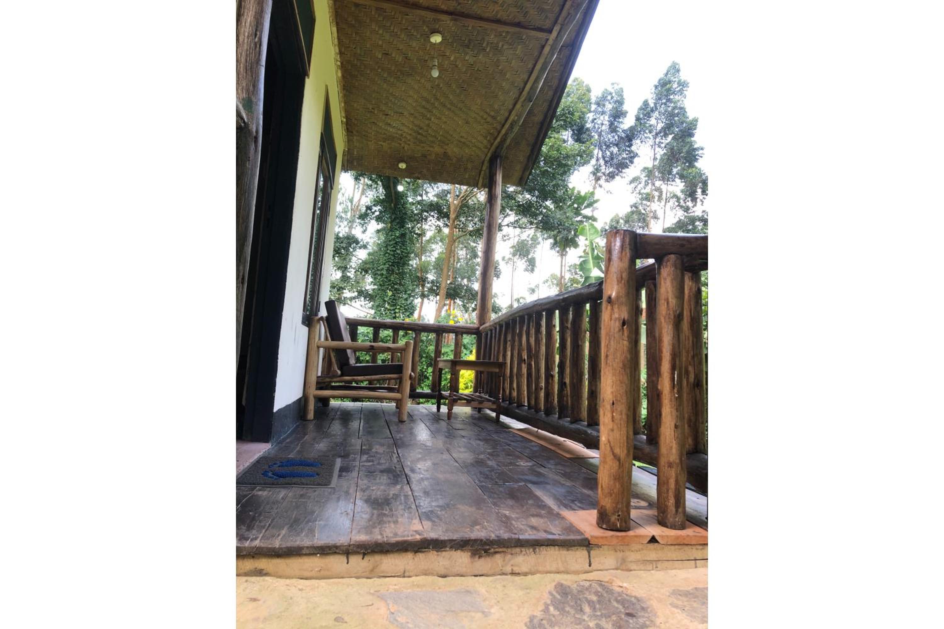 Ruhondeza Lodge
