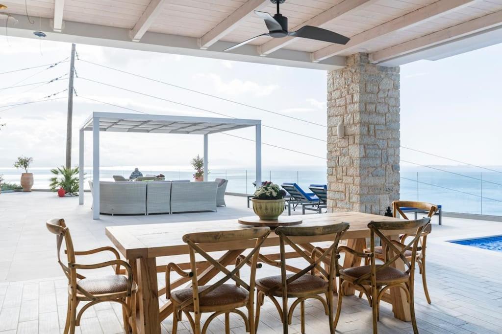 Photo 107