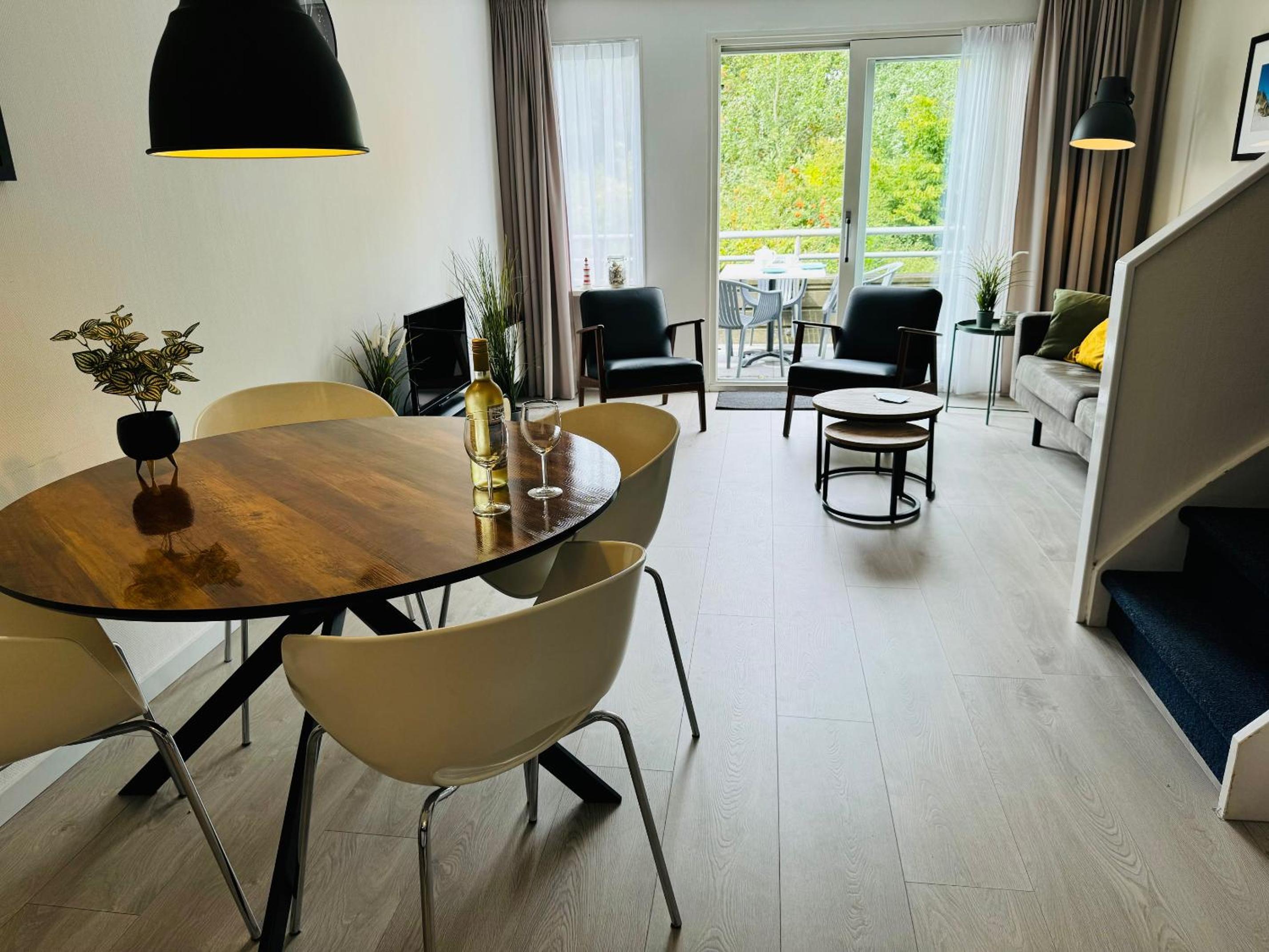 Appartement, Amelander Kaap 121 view 4