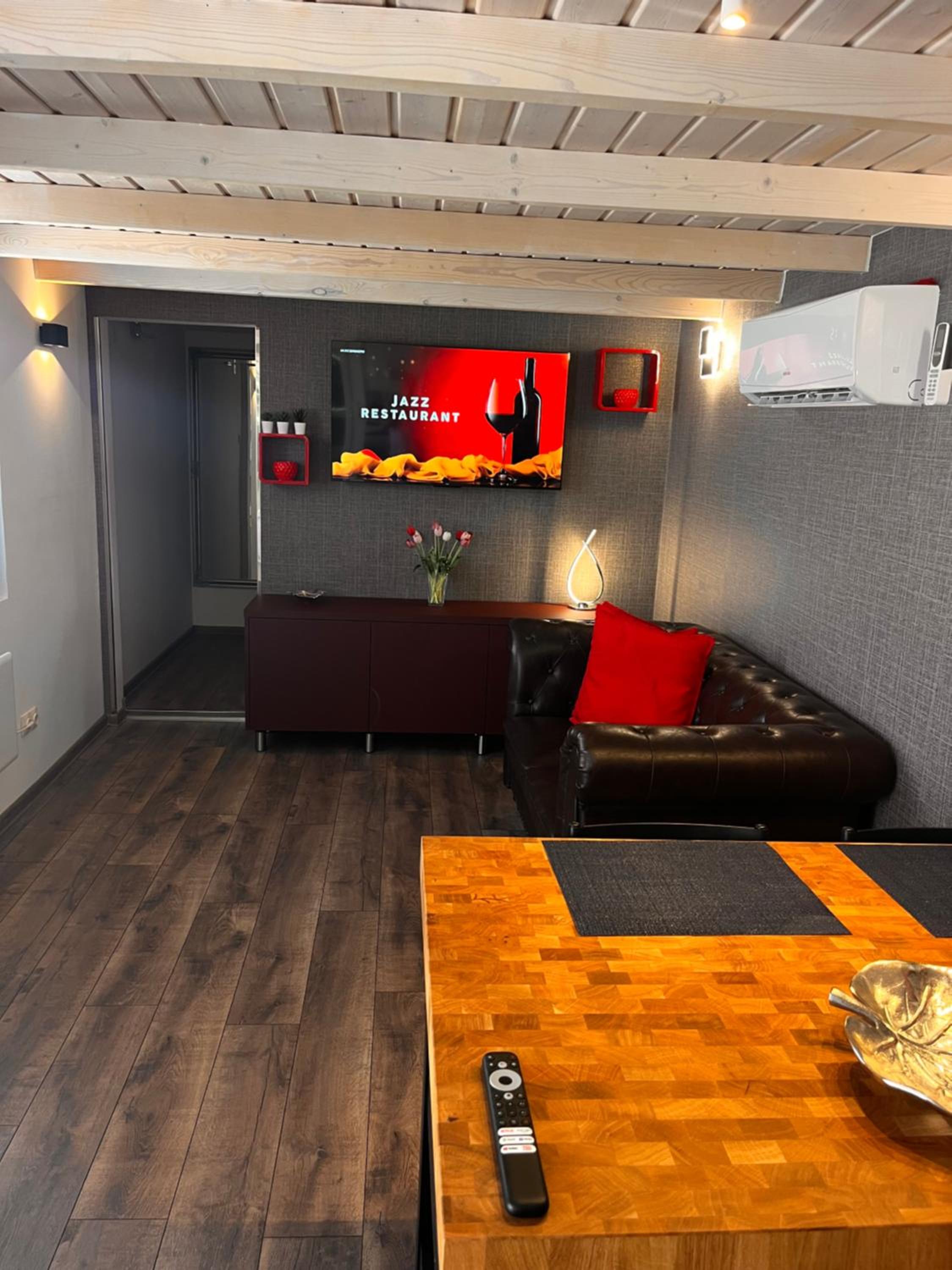 ESZLA 2 Apartman Free large secure parking