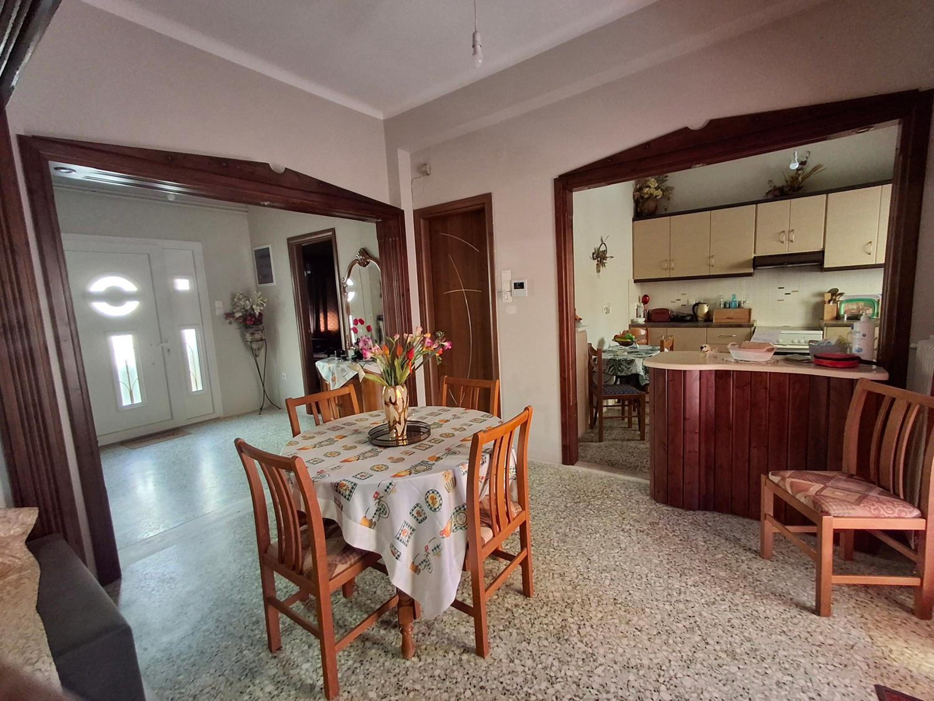 Friendly House