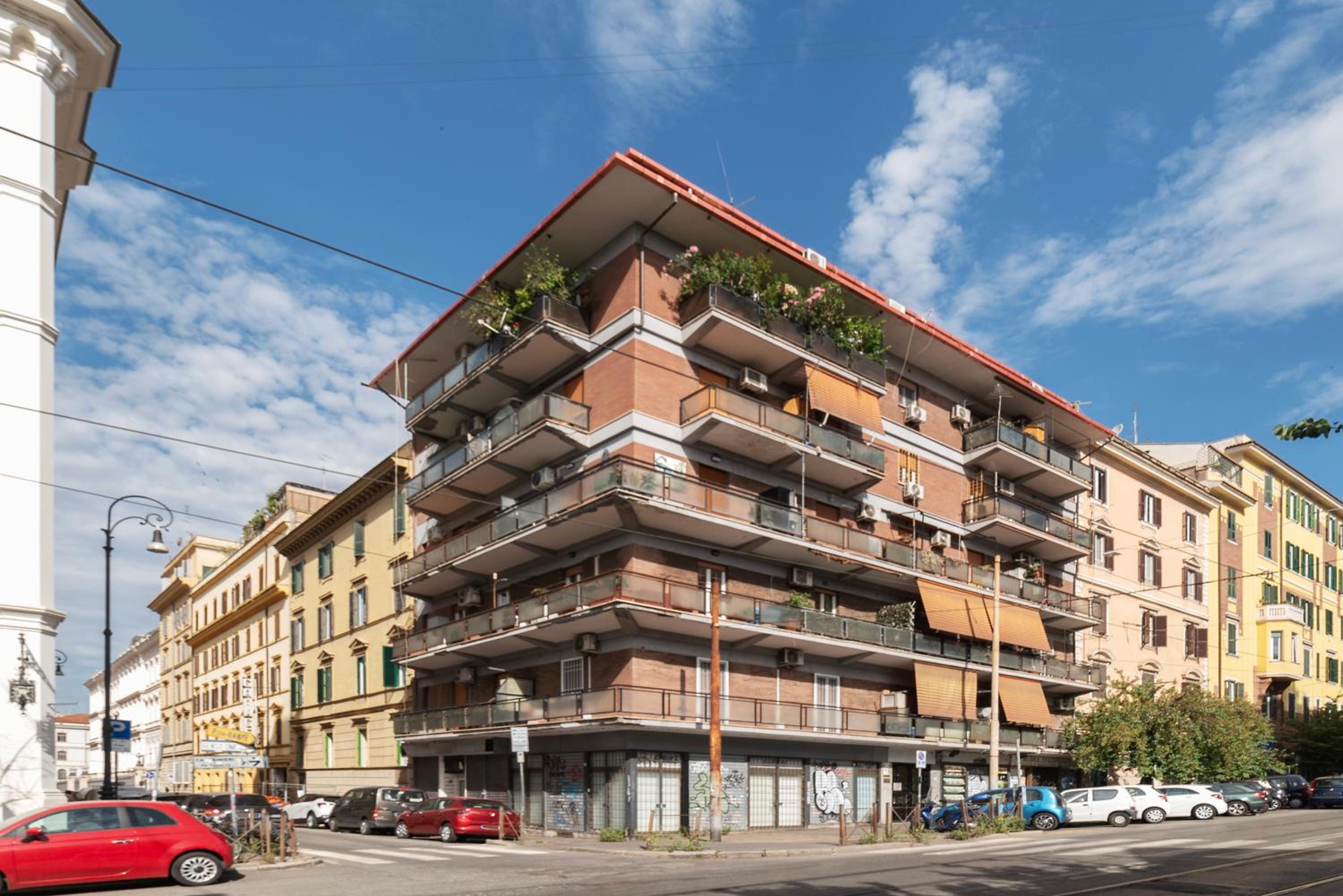 Vittorio Emanuele The Heart Apartment