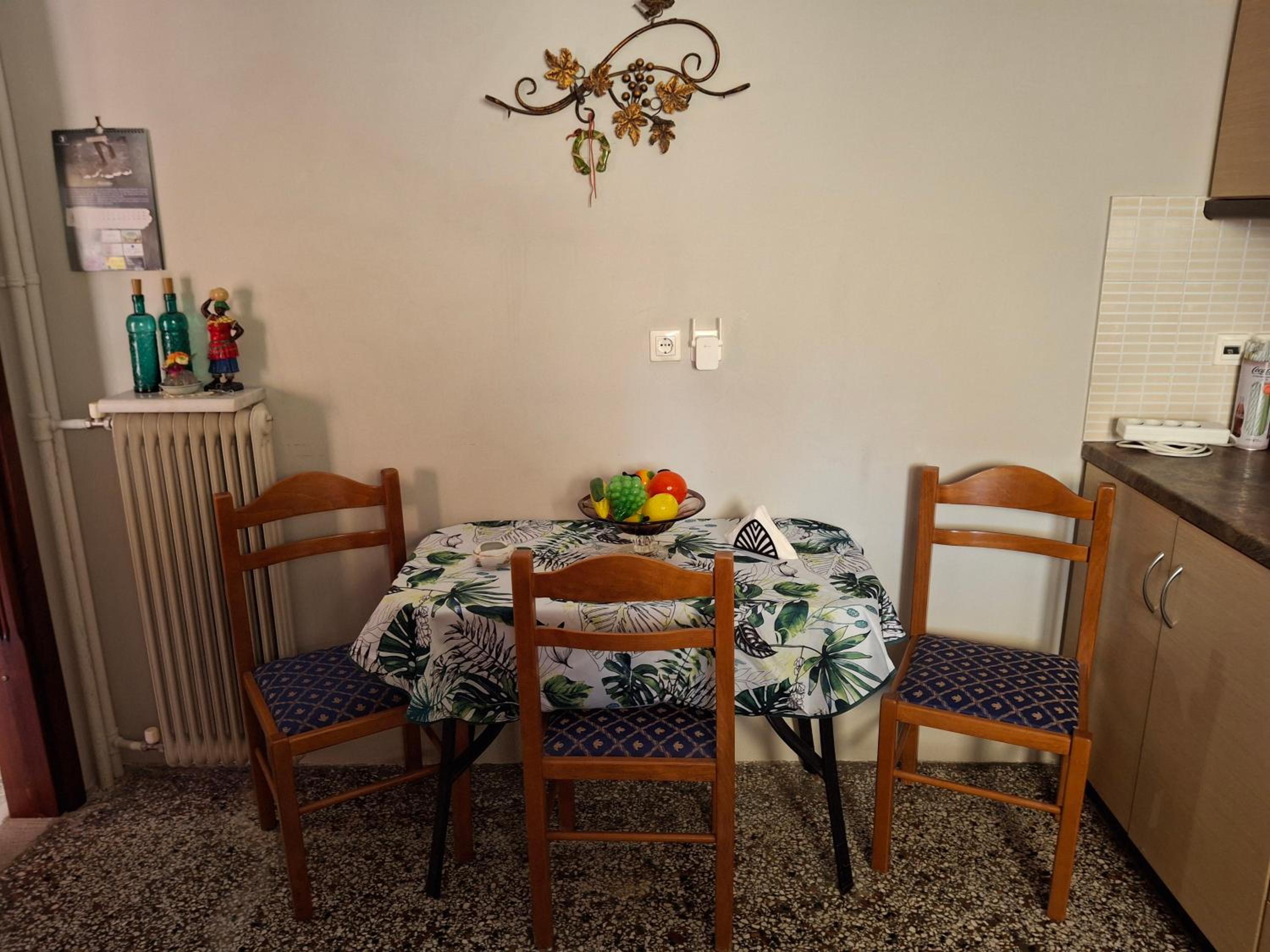 Friendly House