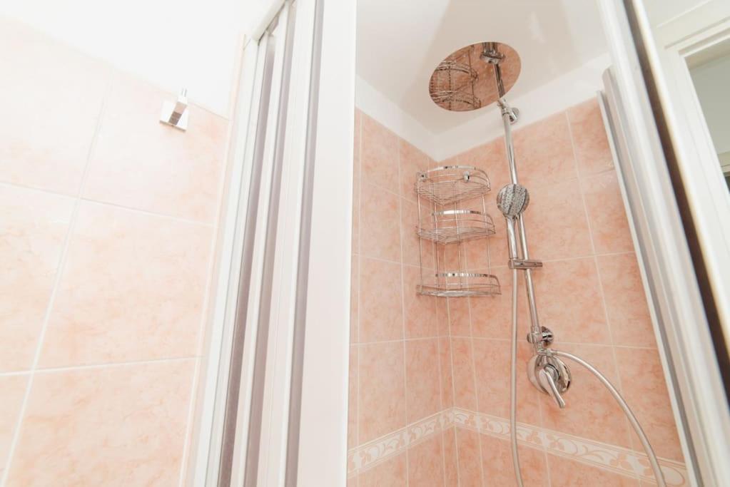 4Rooms Apartment Salerno view 4