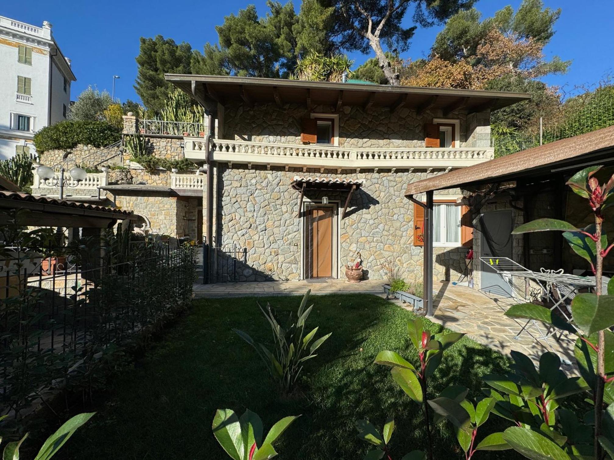 La Maison de Luisa view 2