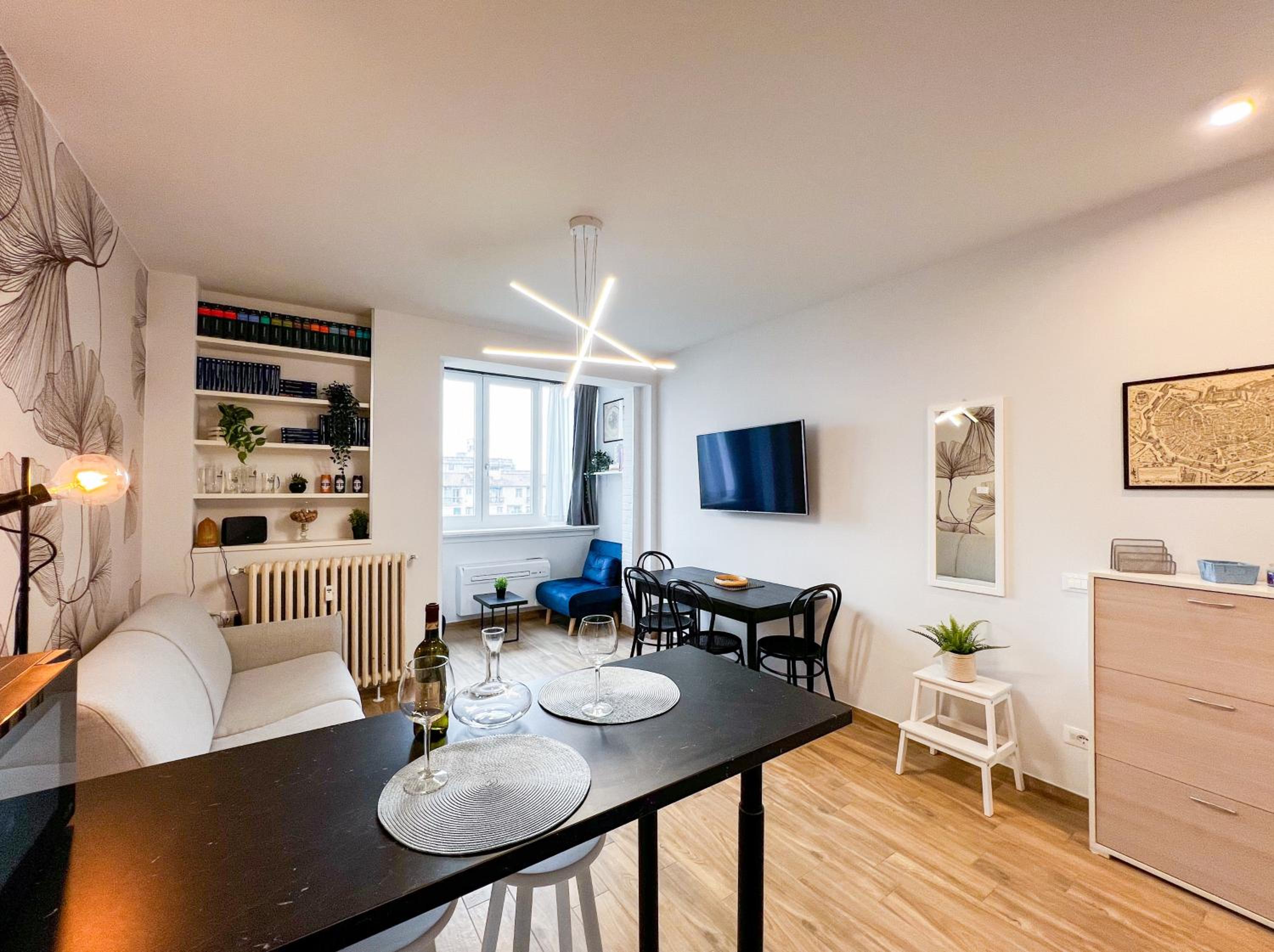 Repetti Suites - Two Adjacent & Independent Apartments 10 minutes to Milan City Centre & Linate Airport