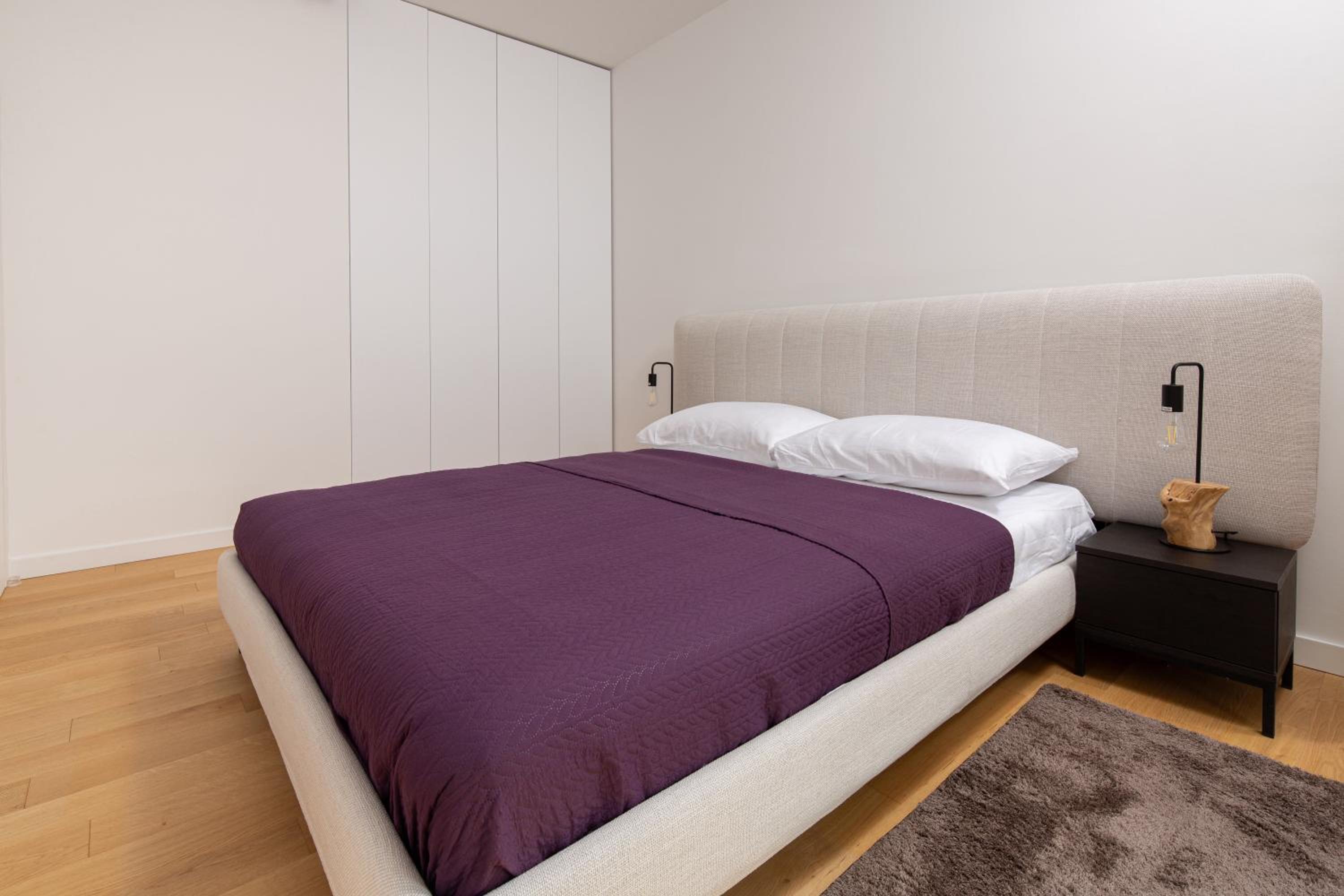 The Blue Star luxury apartment with a sea view and a private parking view 2