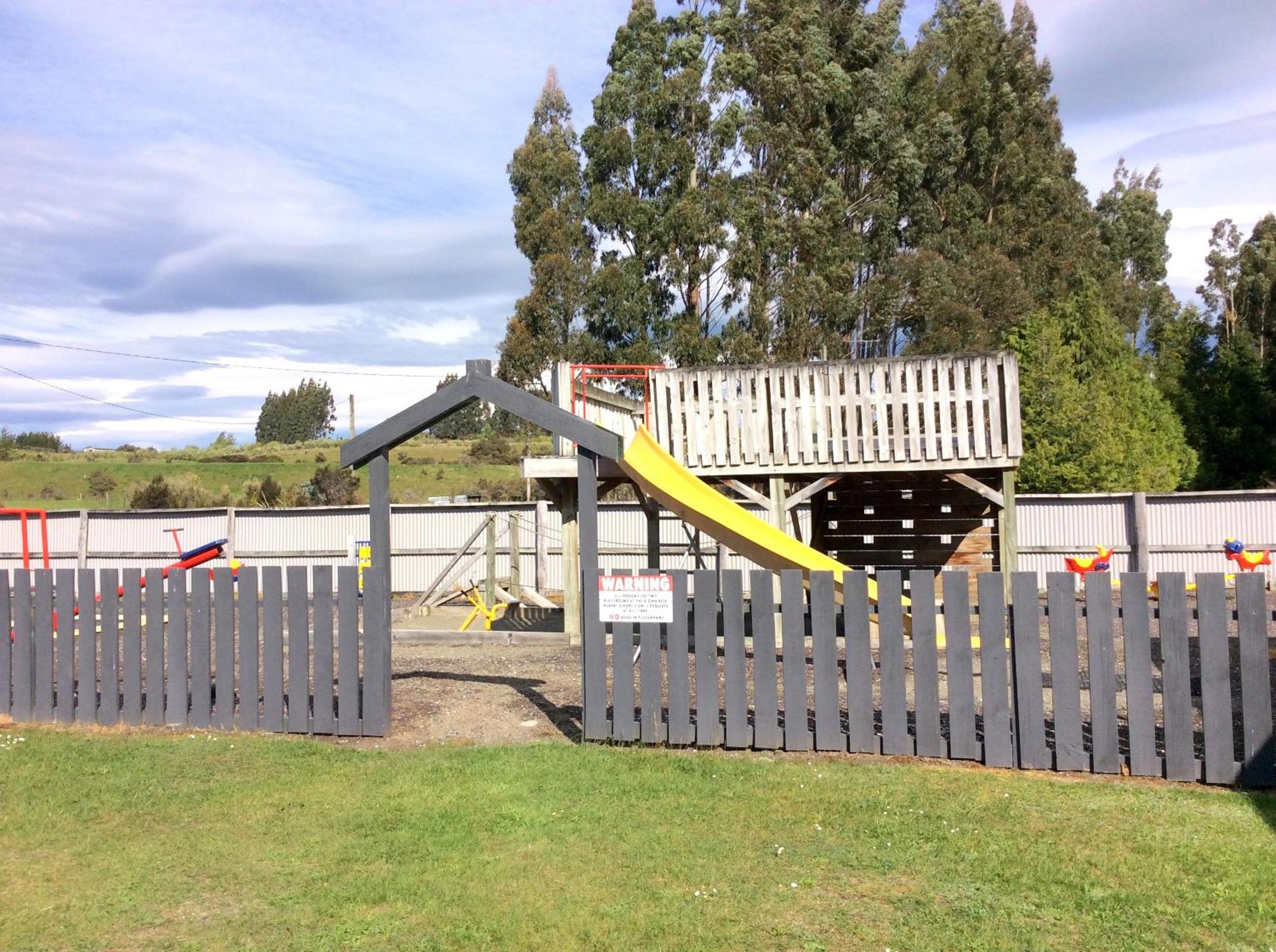 Fiordland Great Views Holiday Park