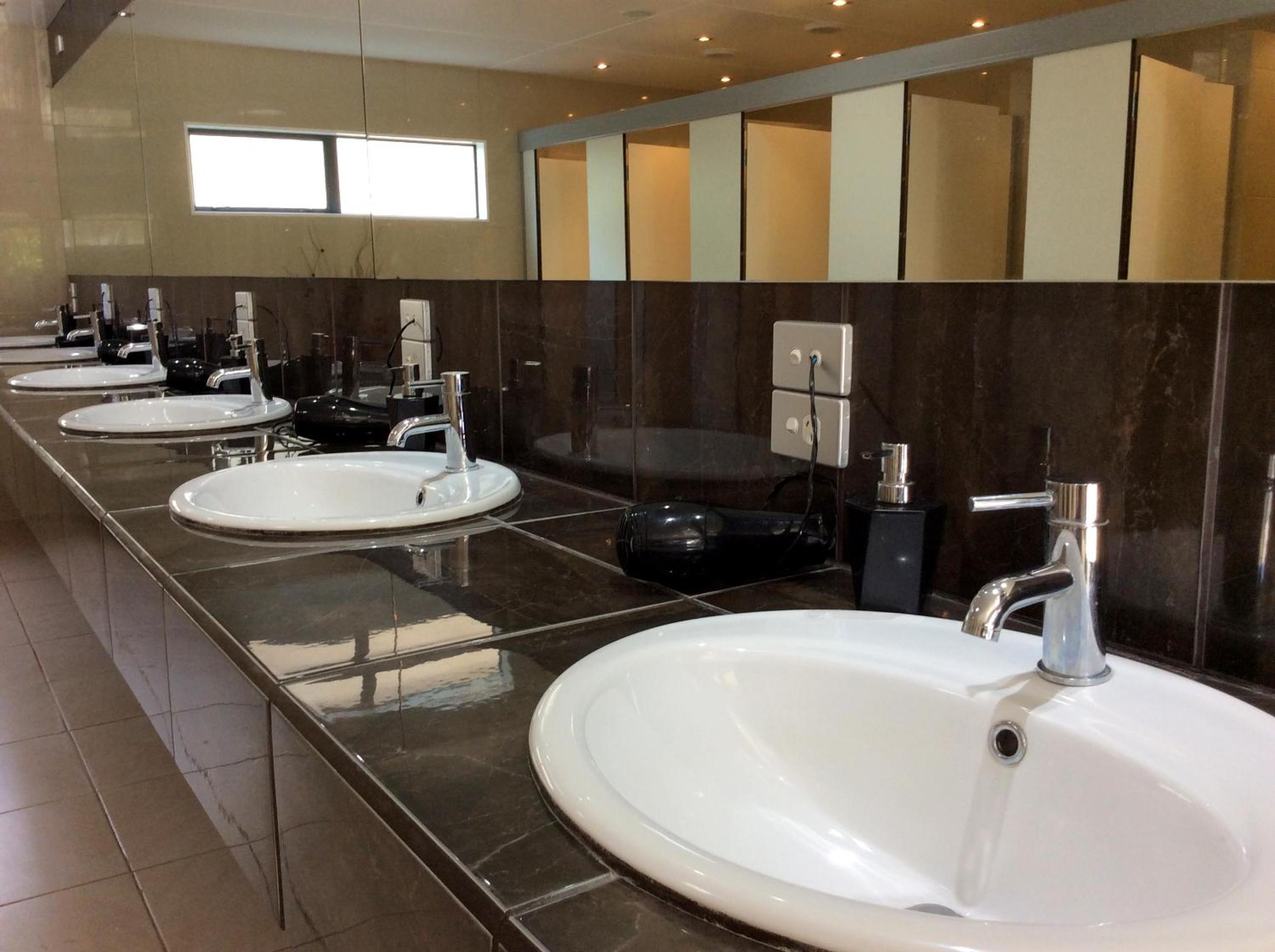 Fiordland Great Views Holiday Park
