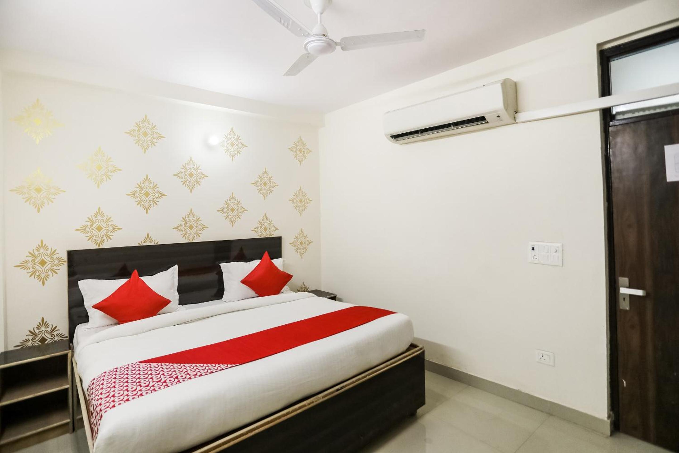 Hotel O Park Inn Near New Ashok Nagar Metro Station view 2