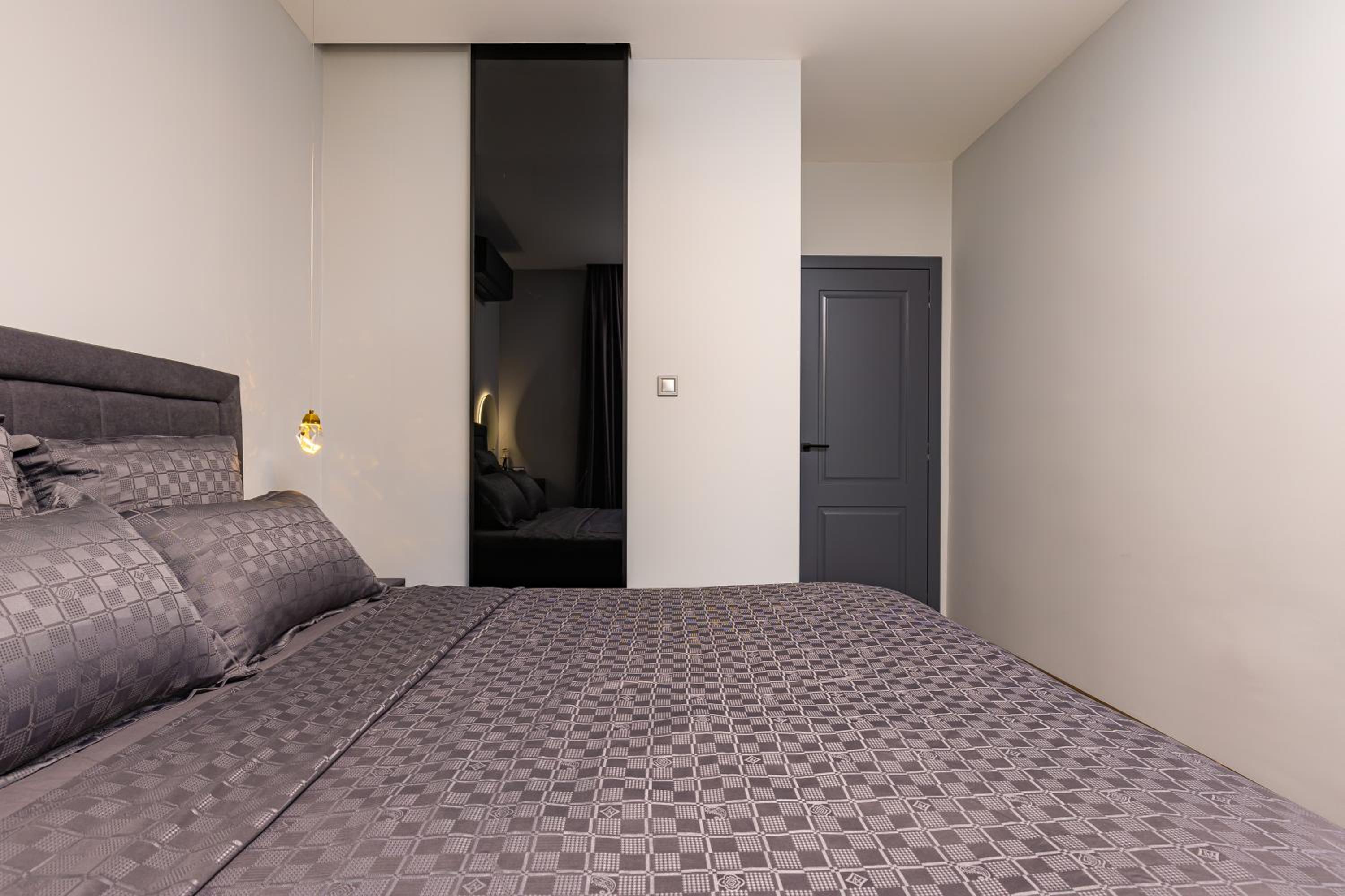 Happy People Plovdiv - Grey 1-BD Apartment by Flat Mаnager