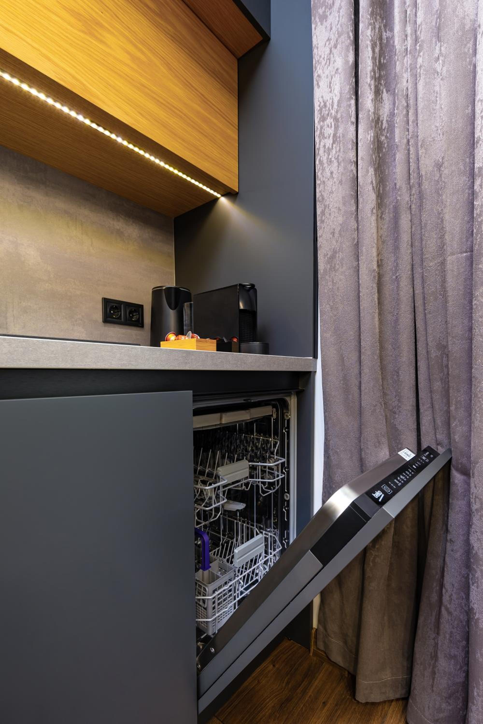 Happy People Plovdiv - Grey 1-BD Apartment by Flat Mаnager