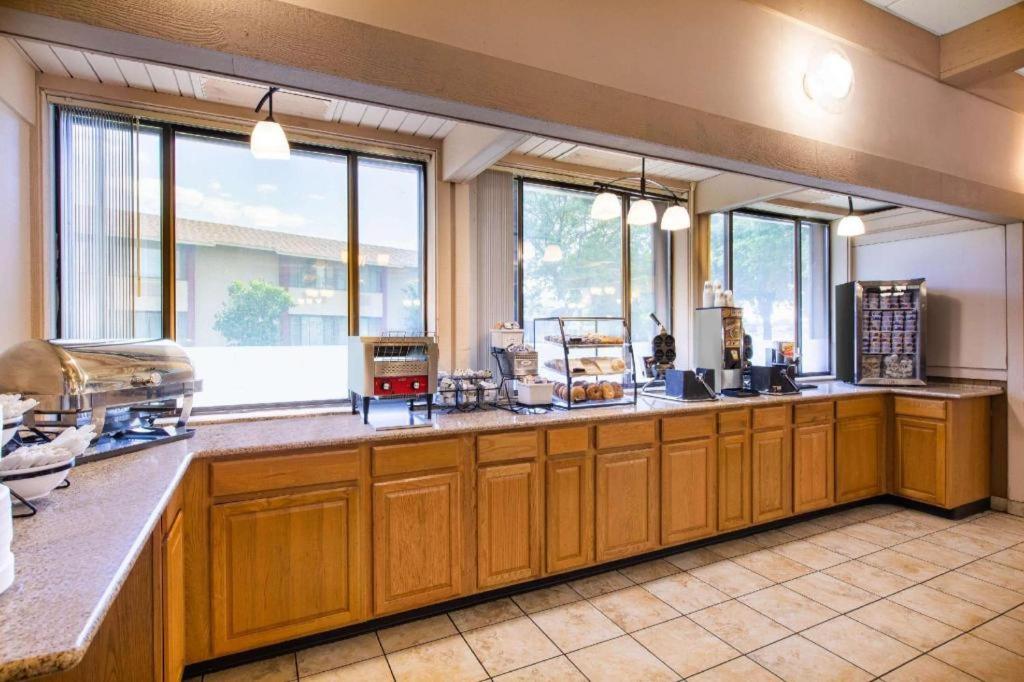 AmericInn by Wyndham La Crosse Riverfront-Conference Center, Φωτογραφία 42