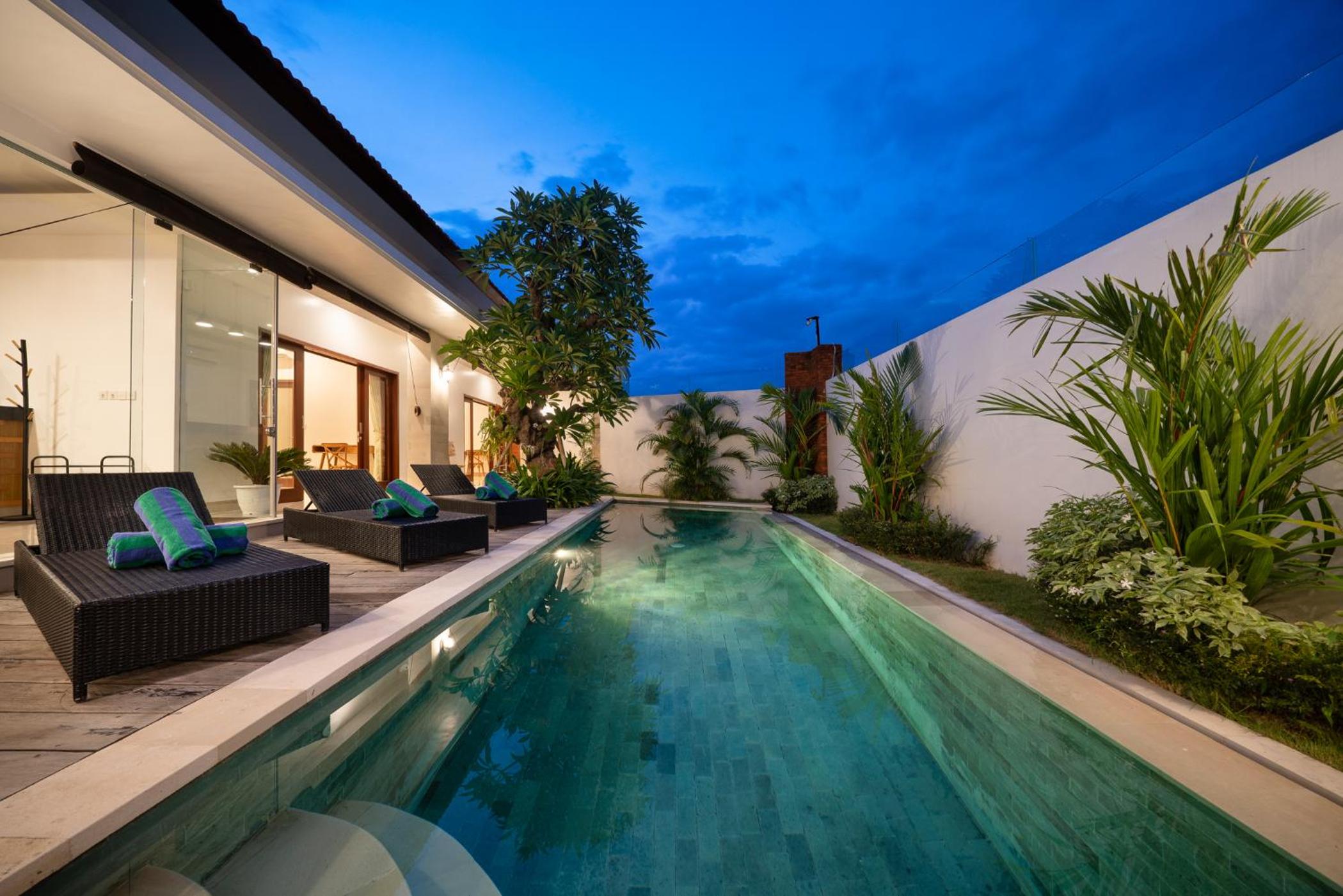 Hotel Best Place Near City Center and Batu Bolong Beach! - It's A 3BDR Villa with Private Pool - Image 1
