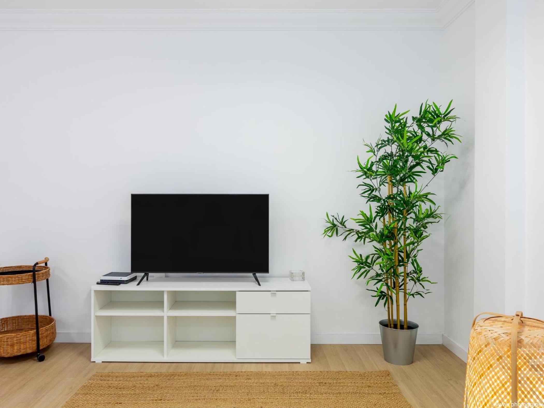 Salt and Sea Apartment, Sea View, Free Wi Fi view 5