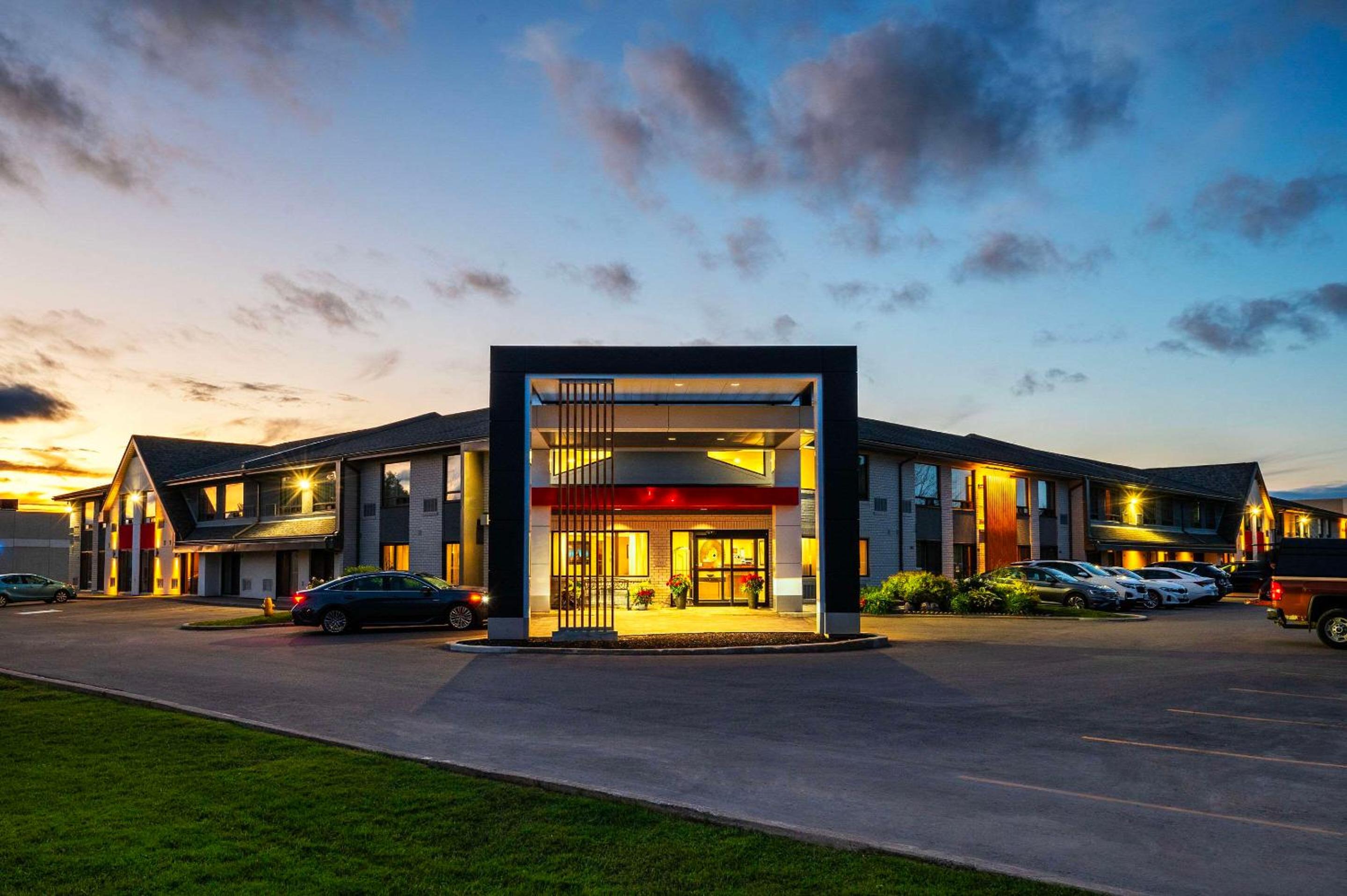 Comfort Inn Newmarket - Aurora