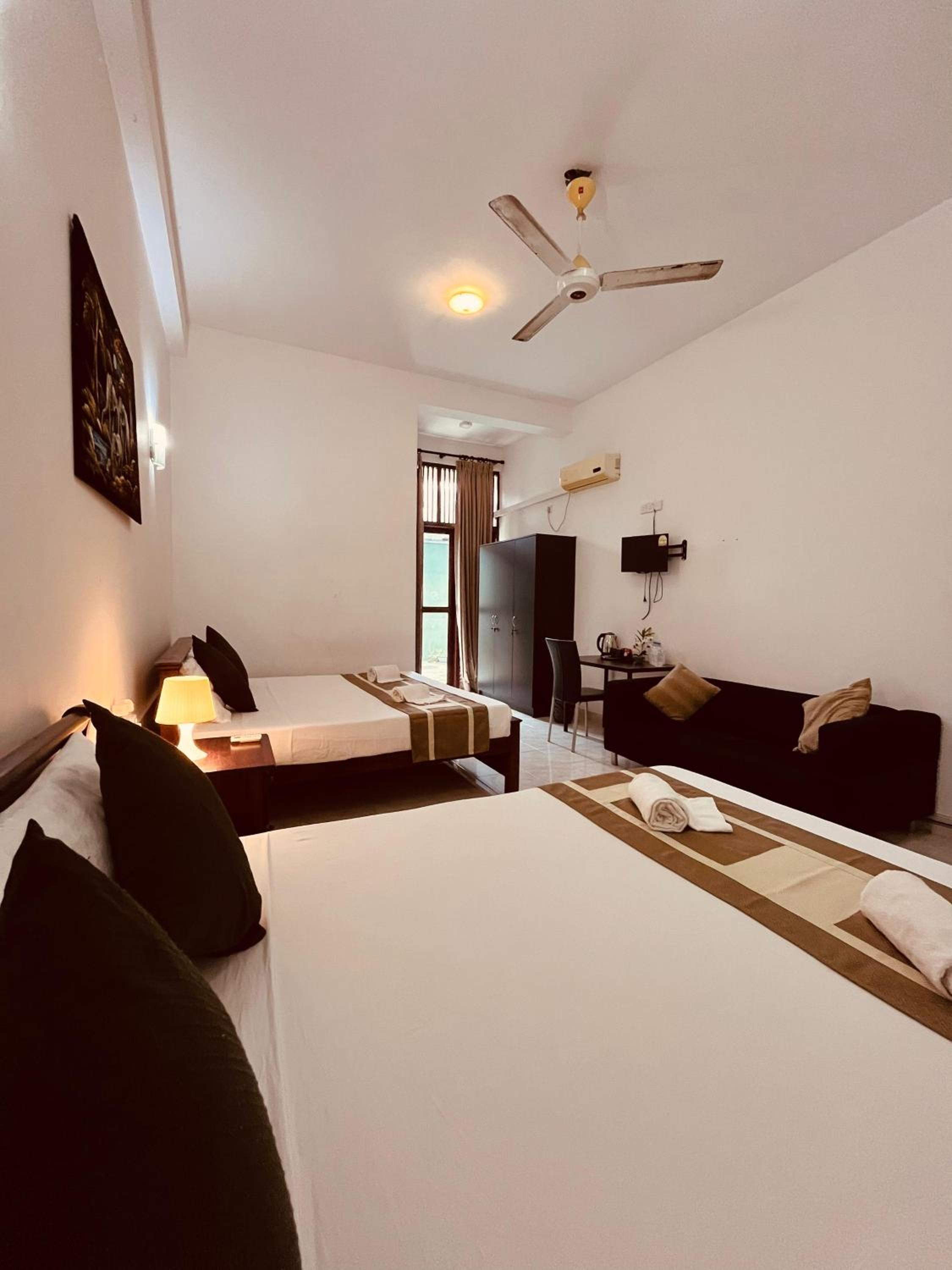 Hotel Blue Bird view 5