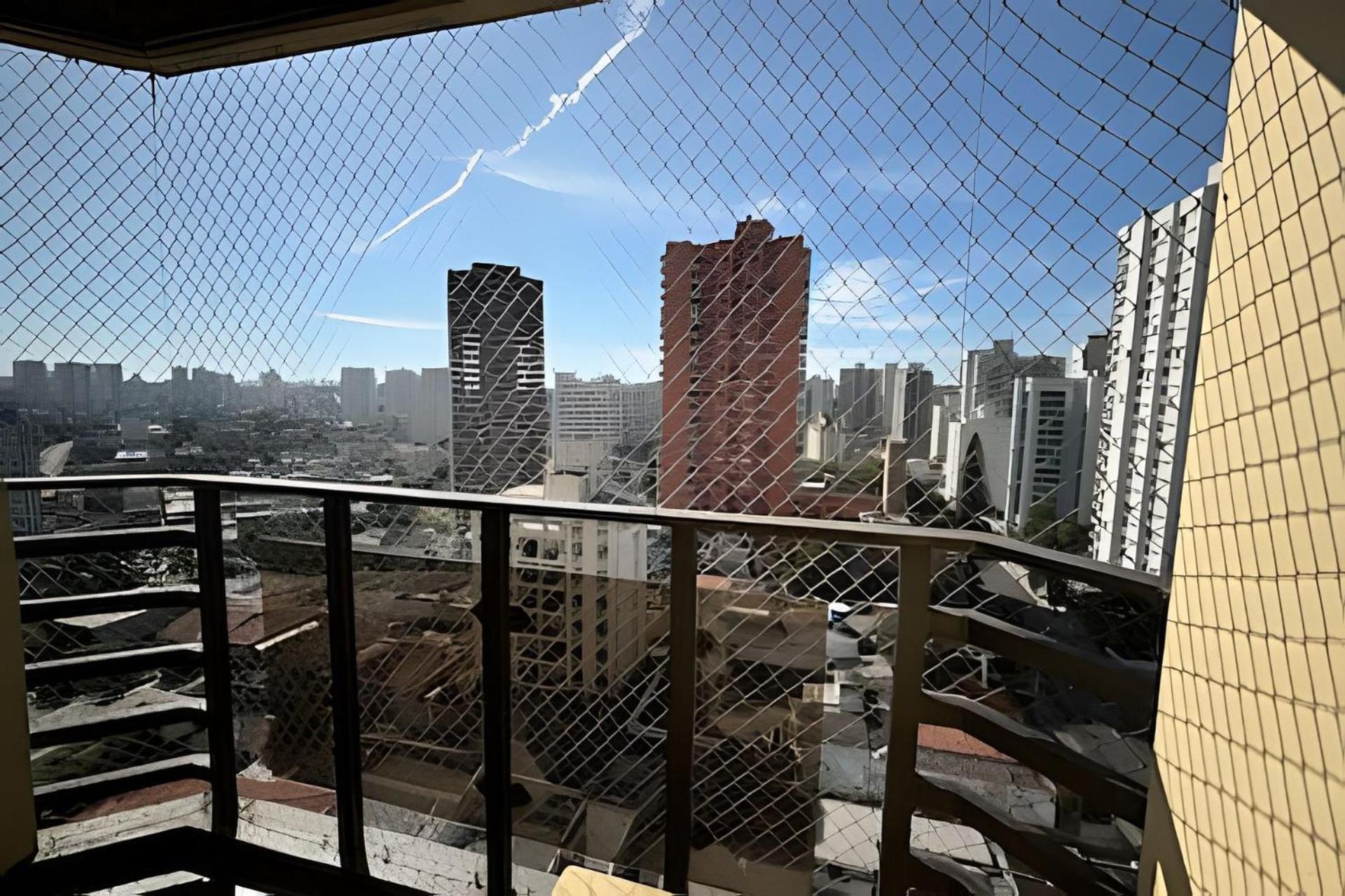 ENB1146 Flat para até 3 pp no Centro de SBC
