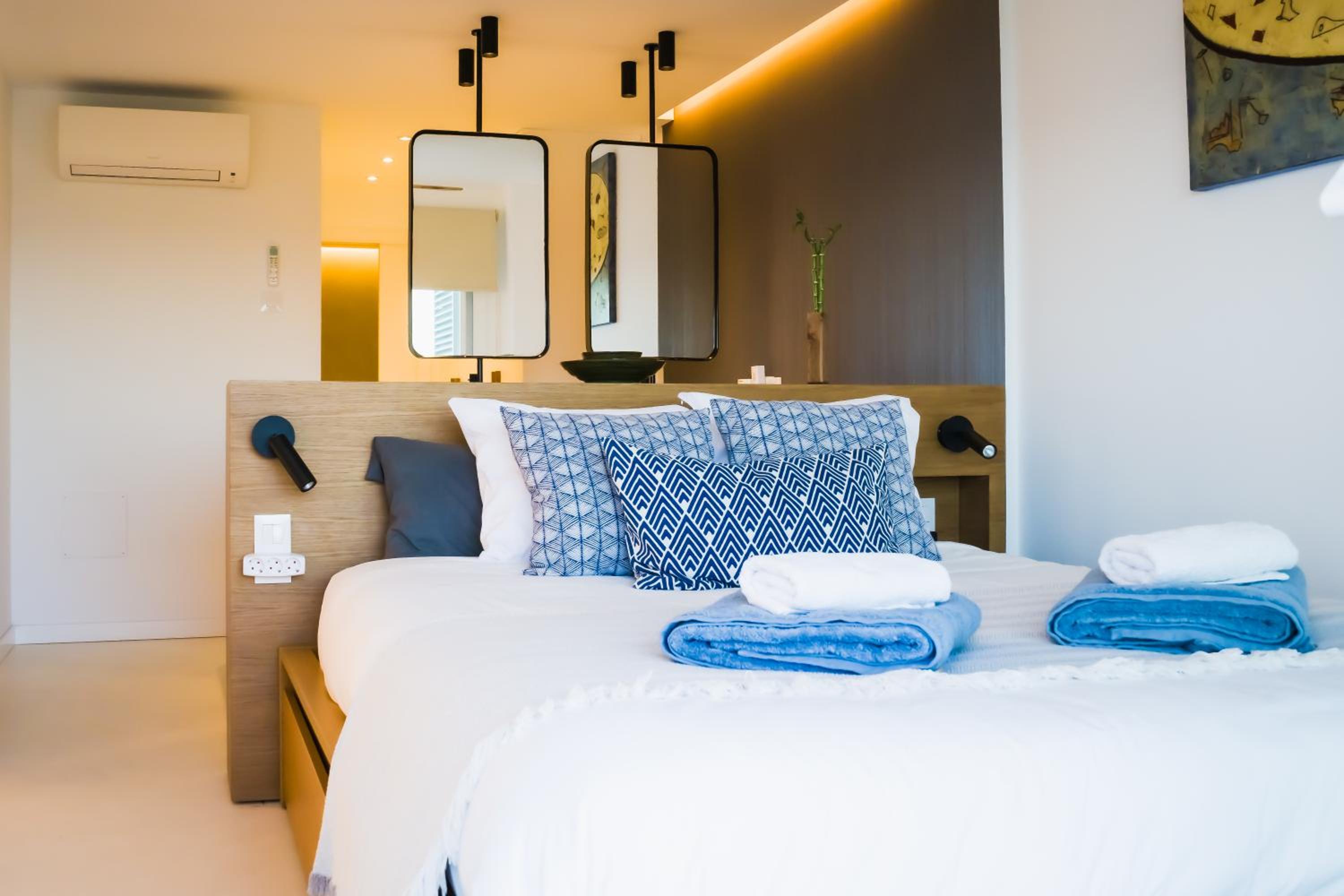 Fantástica casa frente al mar con jardín privado