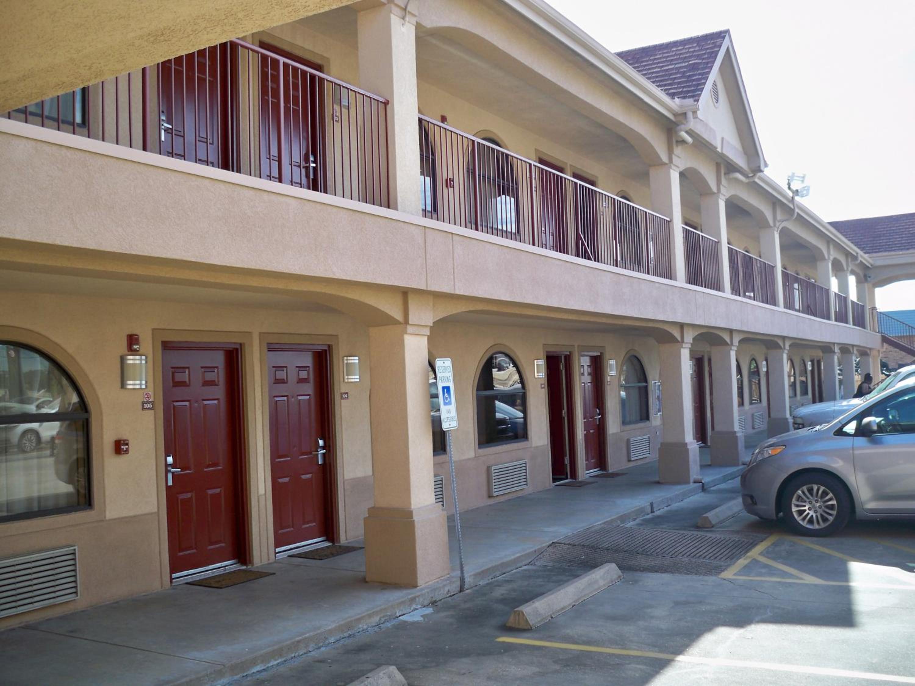 Scottish Inn and Suites Beaumont, photo 66
