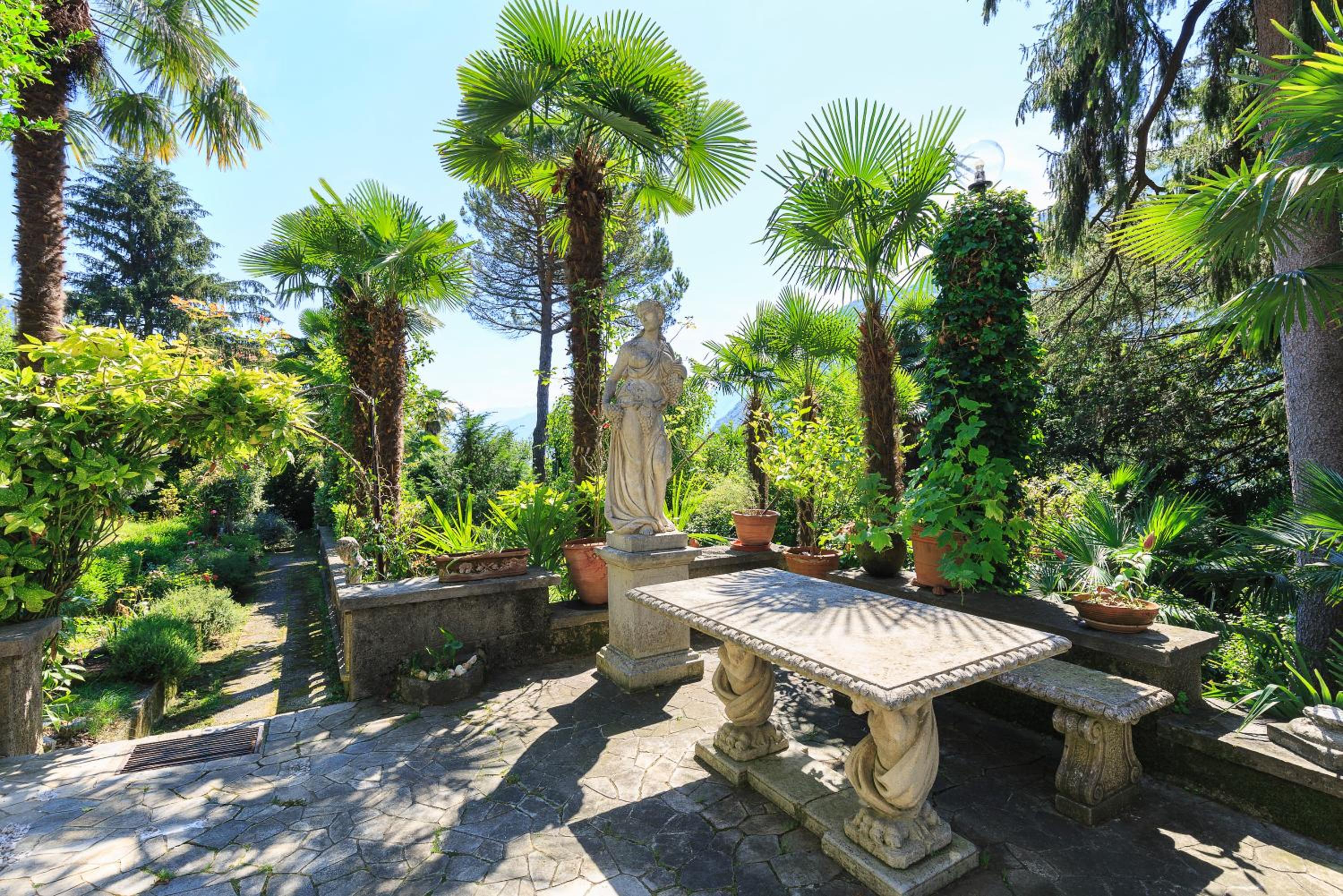 Villa Gina by Quokka 360 - historic Villa on the Lake Como view 2