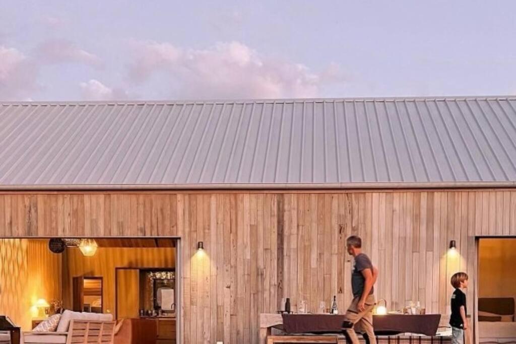 Highland Ten - Luxury Rustic Retreat - Sleeps 10