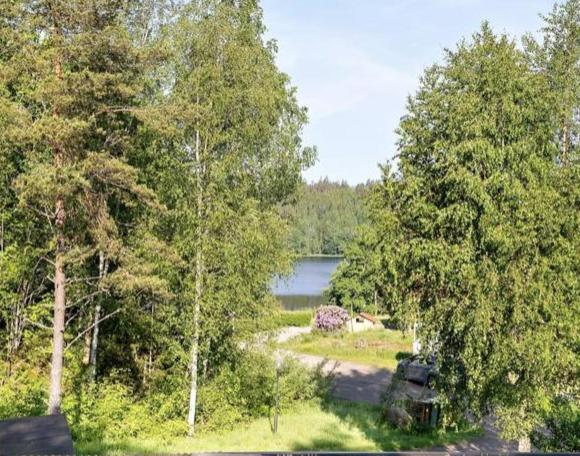 Lake view lodge on hill view 3