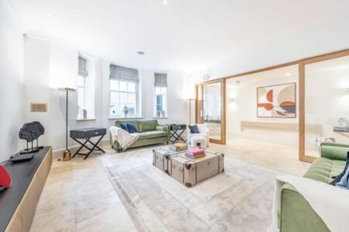 Spacious modern 2bed2.5bath in Pimlico-Victoria