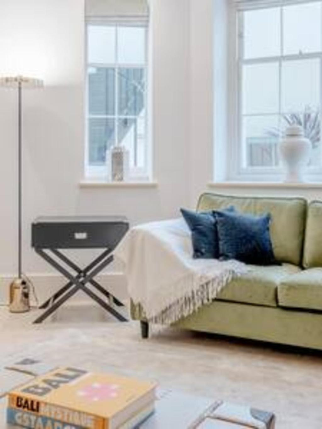 Spacious modern 2bed2.5bath in Pimlico-Victoria