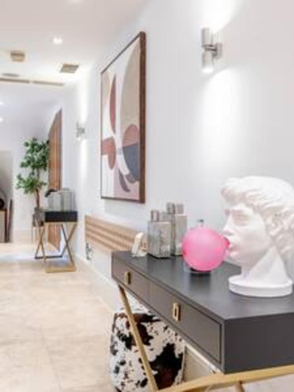 Spacious modern 2bed2.5bath in Pimlico-Victoria