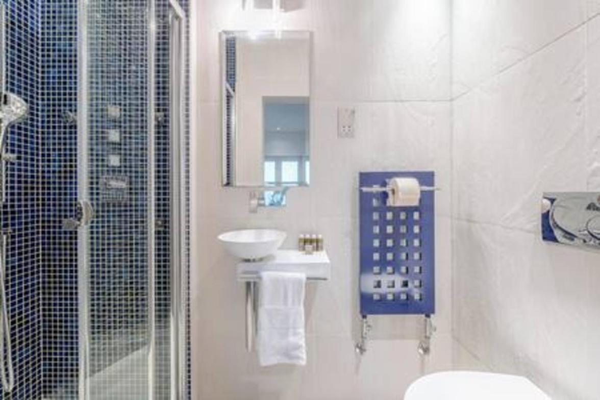 Spacious modern 2bed2.5bath in Pimlico-Victoria