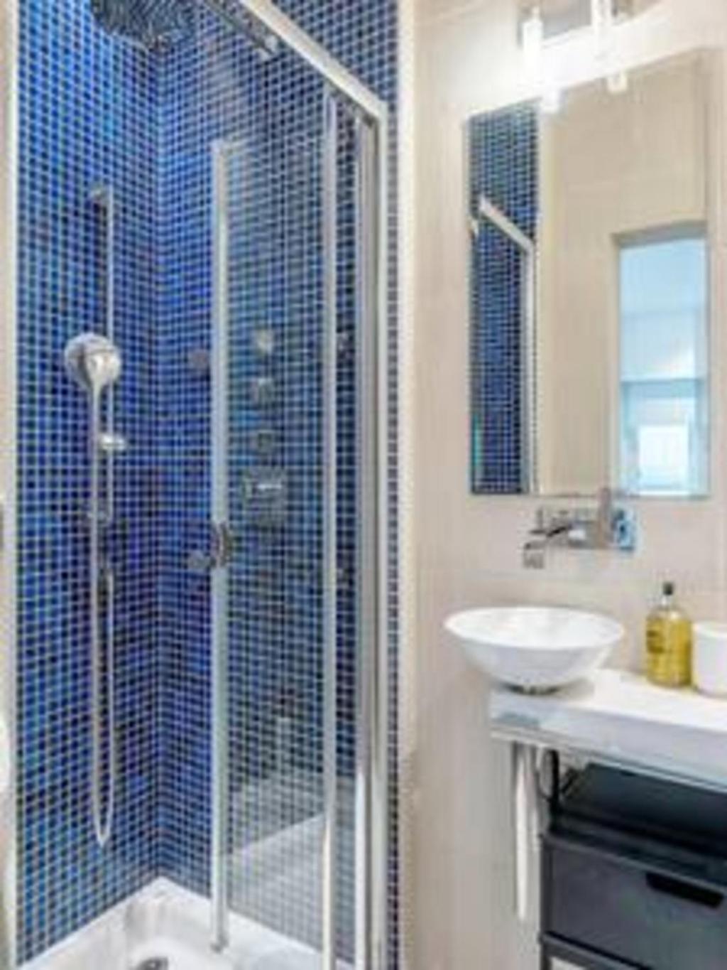 Spacious modern 2bed2.5bath in Pimlico-Victoria