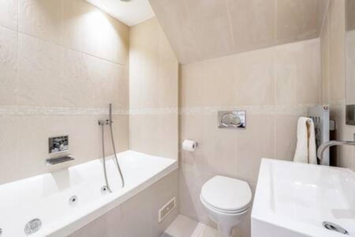 Spacious modern 2bed2.5bath in Pimlico-Victoria