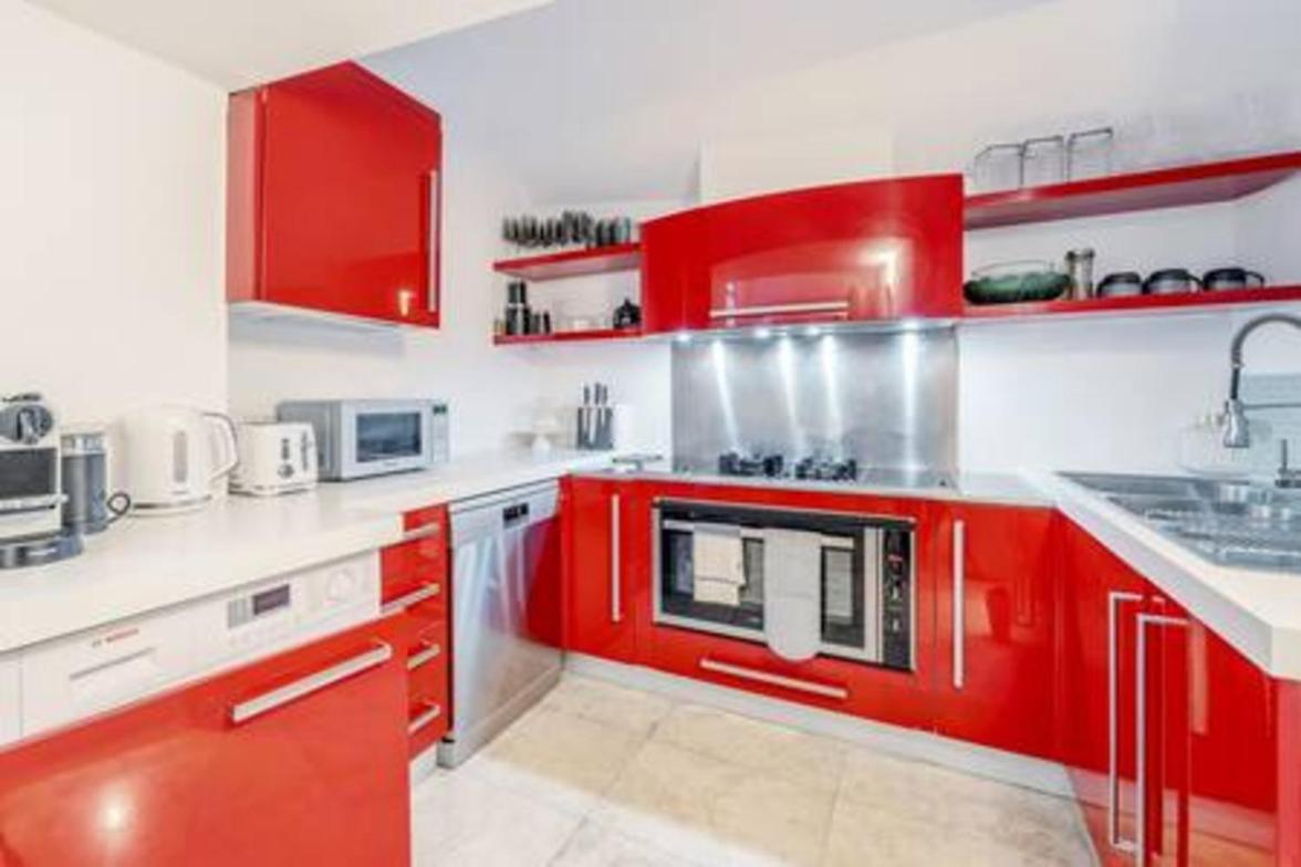 Spacious modern 2bed2.5bath in Pimlico-Victoria