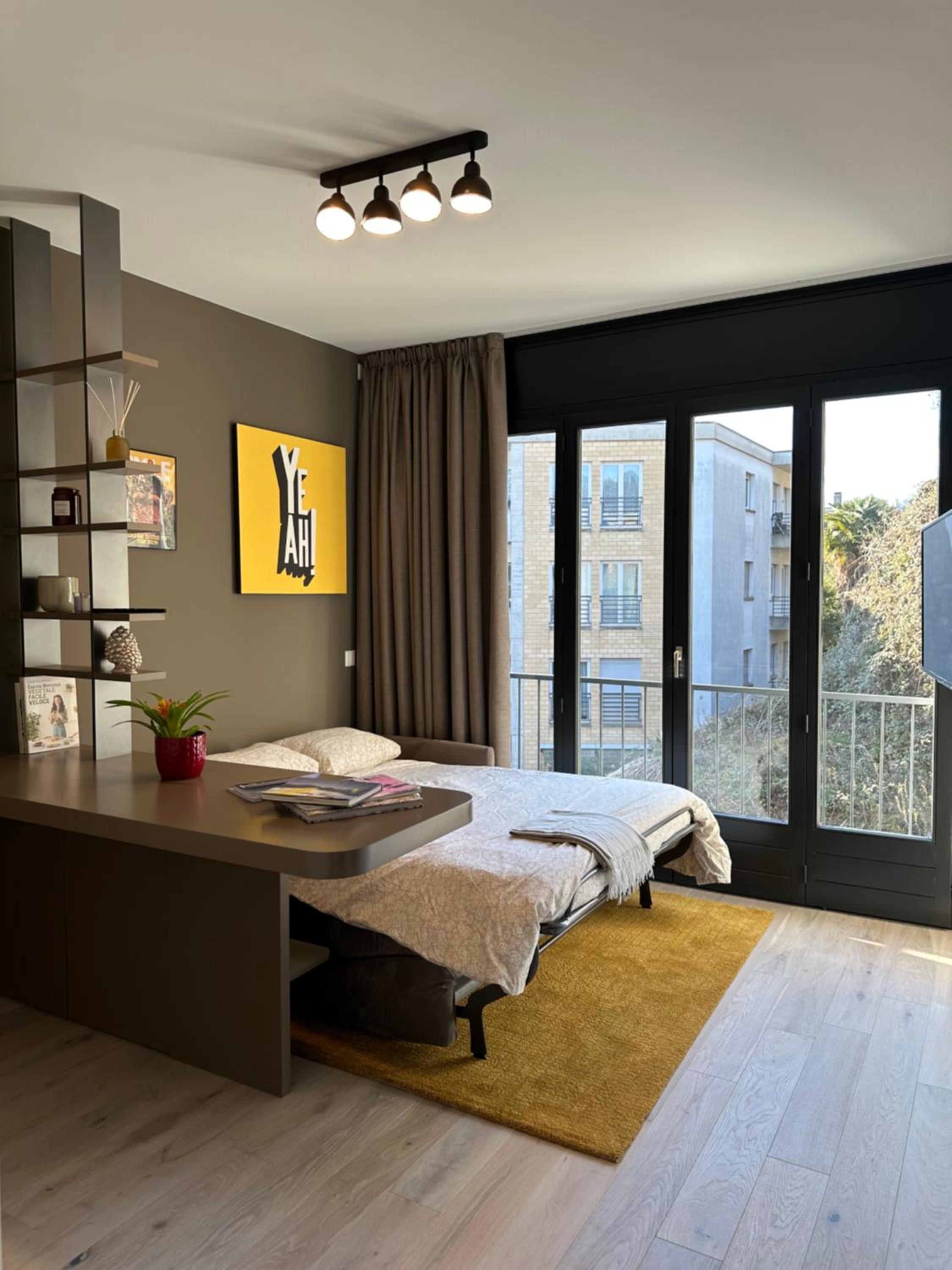 hotel room