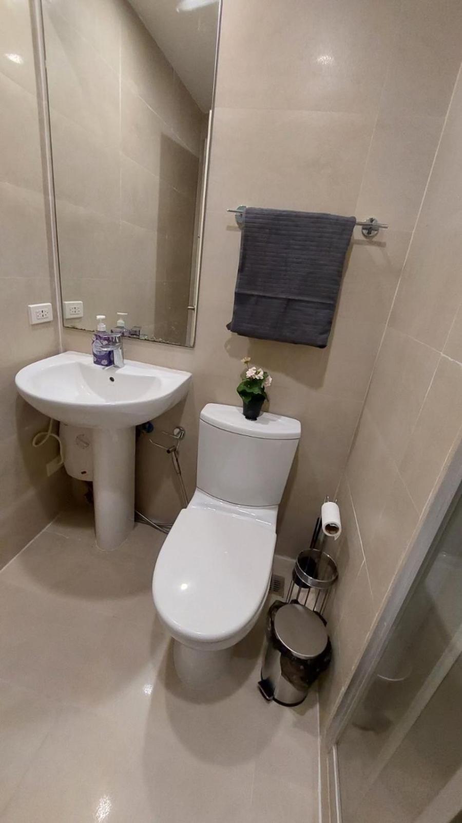 Condo in makati view 2