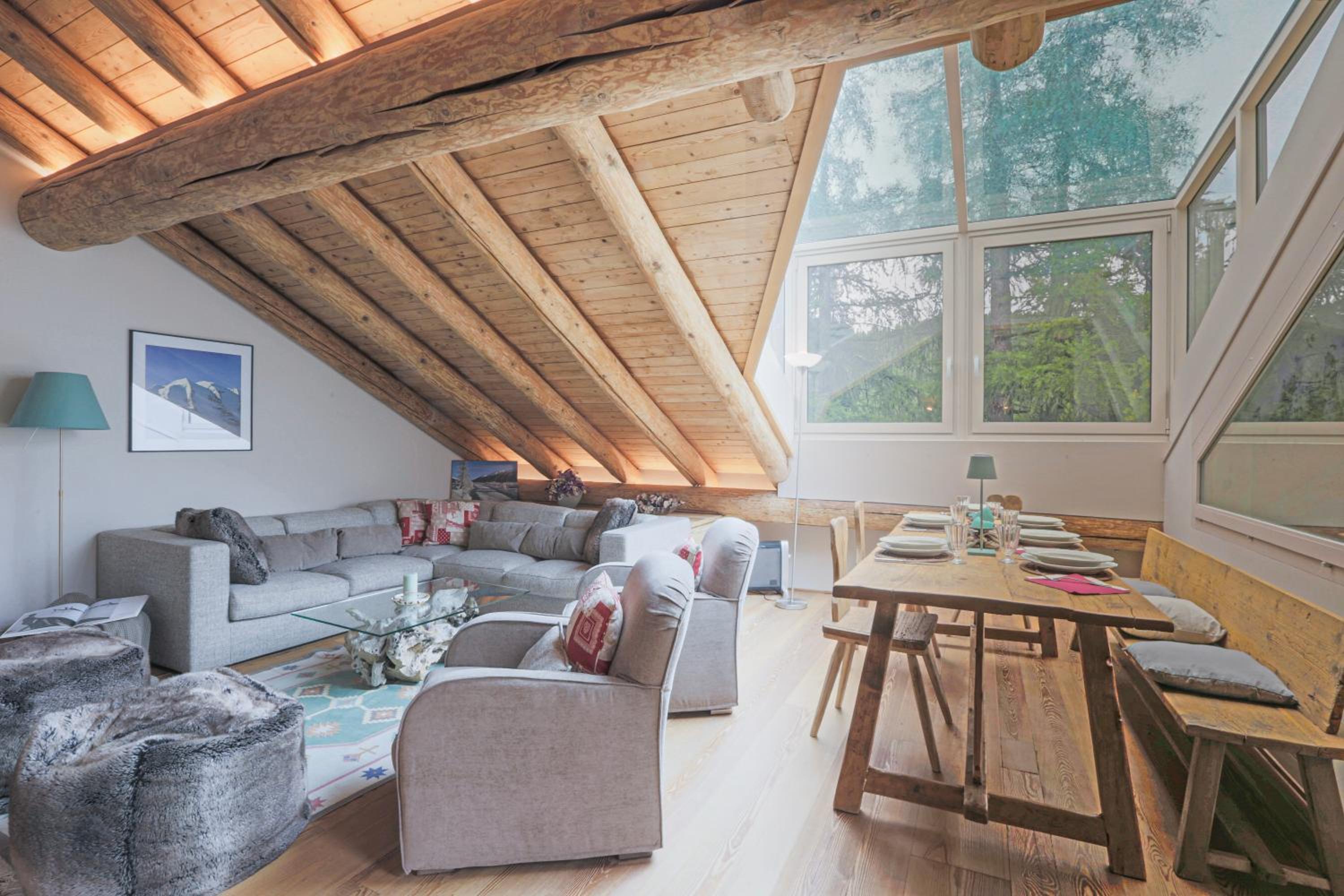 The Dream - Elegant Apartment, 5 Minutes from St Moritz
