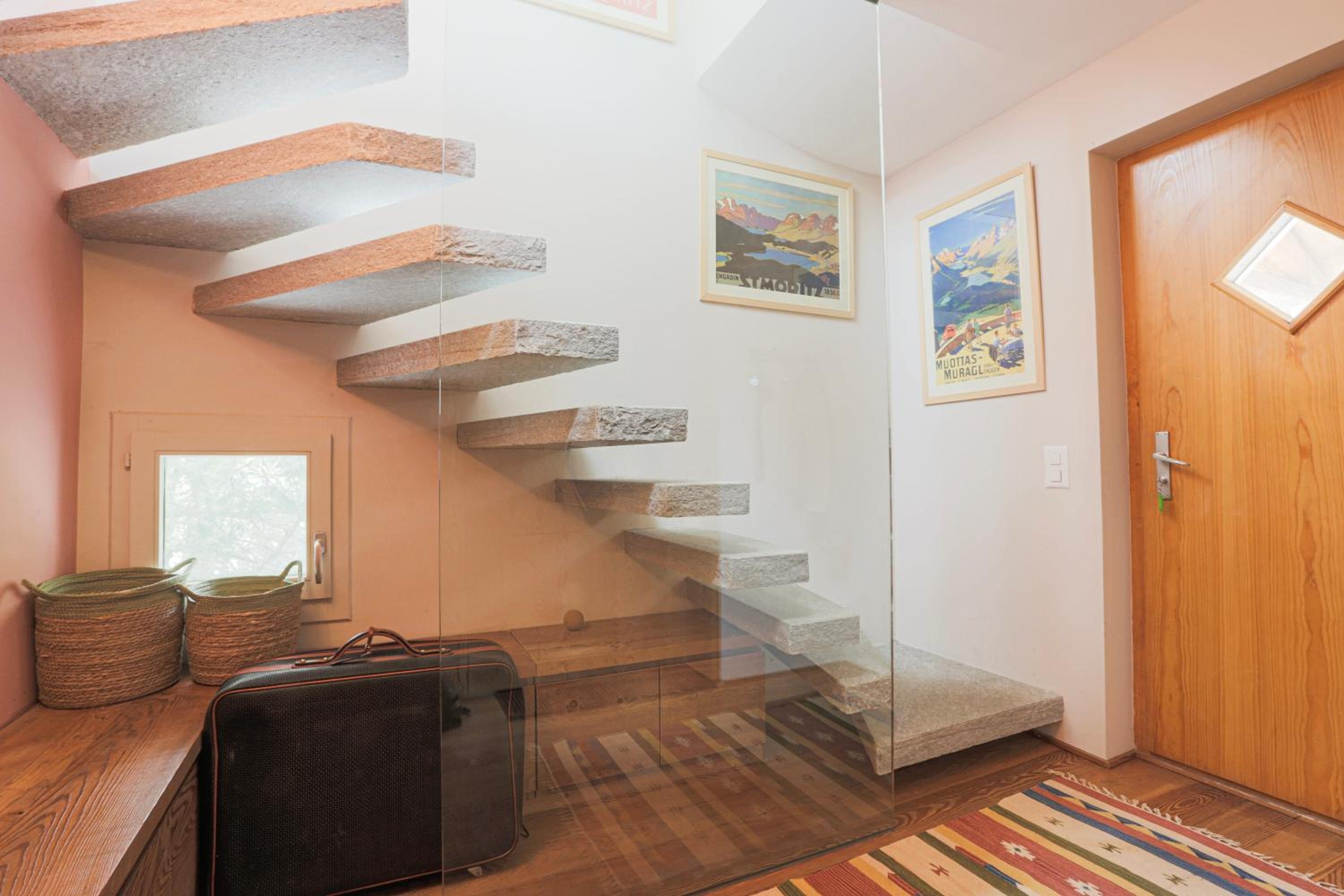 The Dream - Elegant Apartment, 5 Minutes from St Moritz