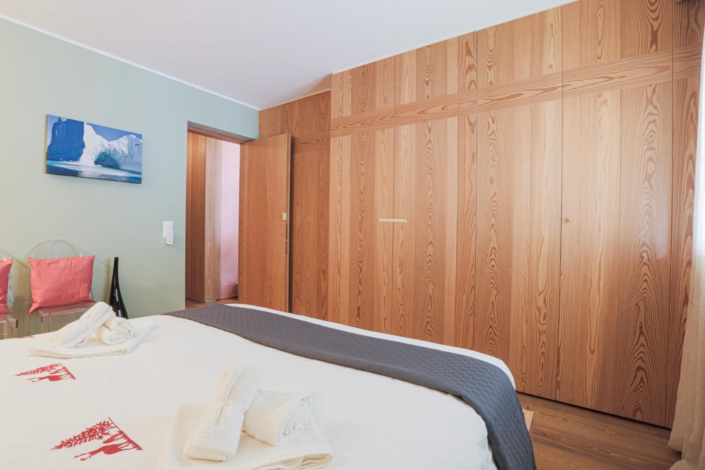 The Dream - Elegant Apartment, 5 Minutes from St Moritz