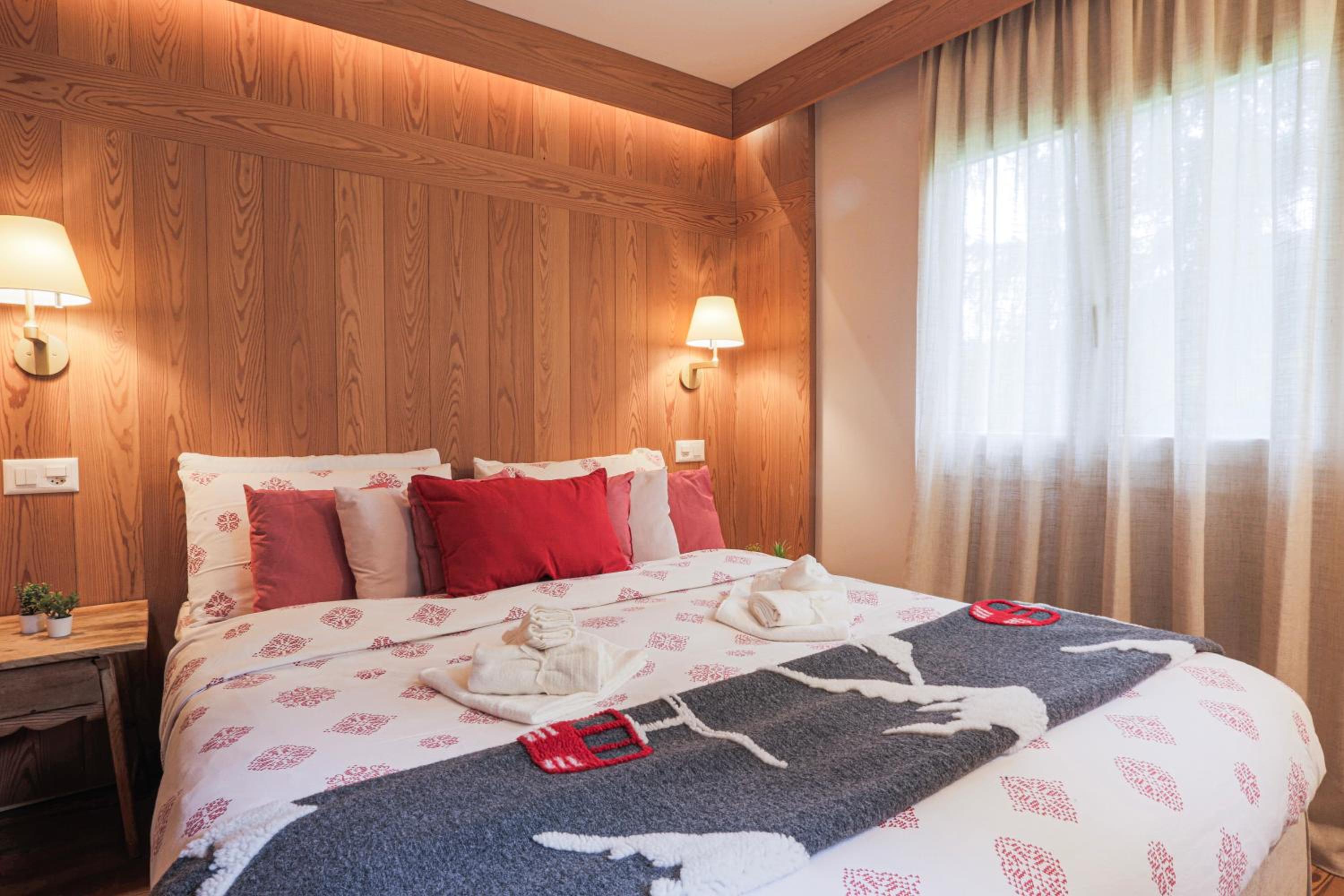 The Dream - Elegant Apartment, 5 Minutes from St Moritz