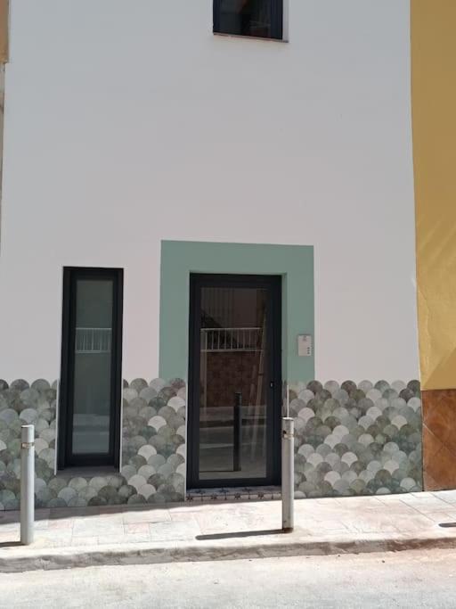 APARTAMENTOS Los PECES MALAGA