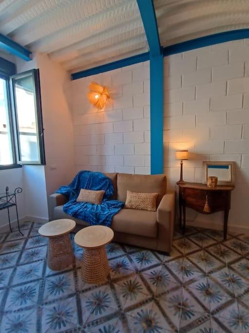 APARTAMENTOS Los PECES MALAGA