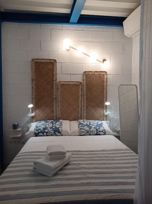 APARTAMENTOS Los PECES MALAGA