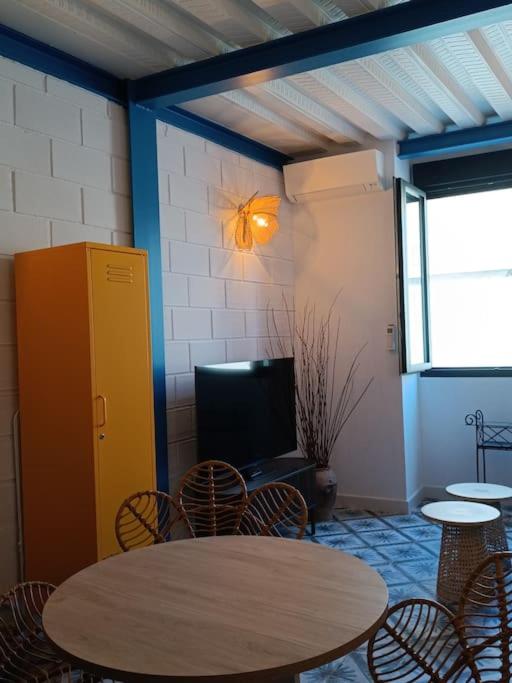 APARTAMENTOS Los PECES MALAGA