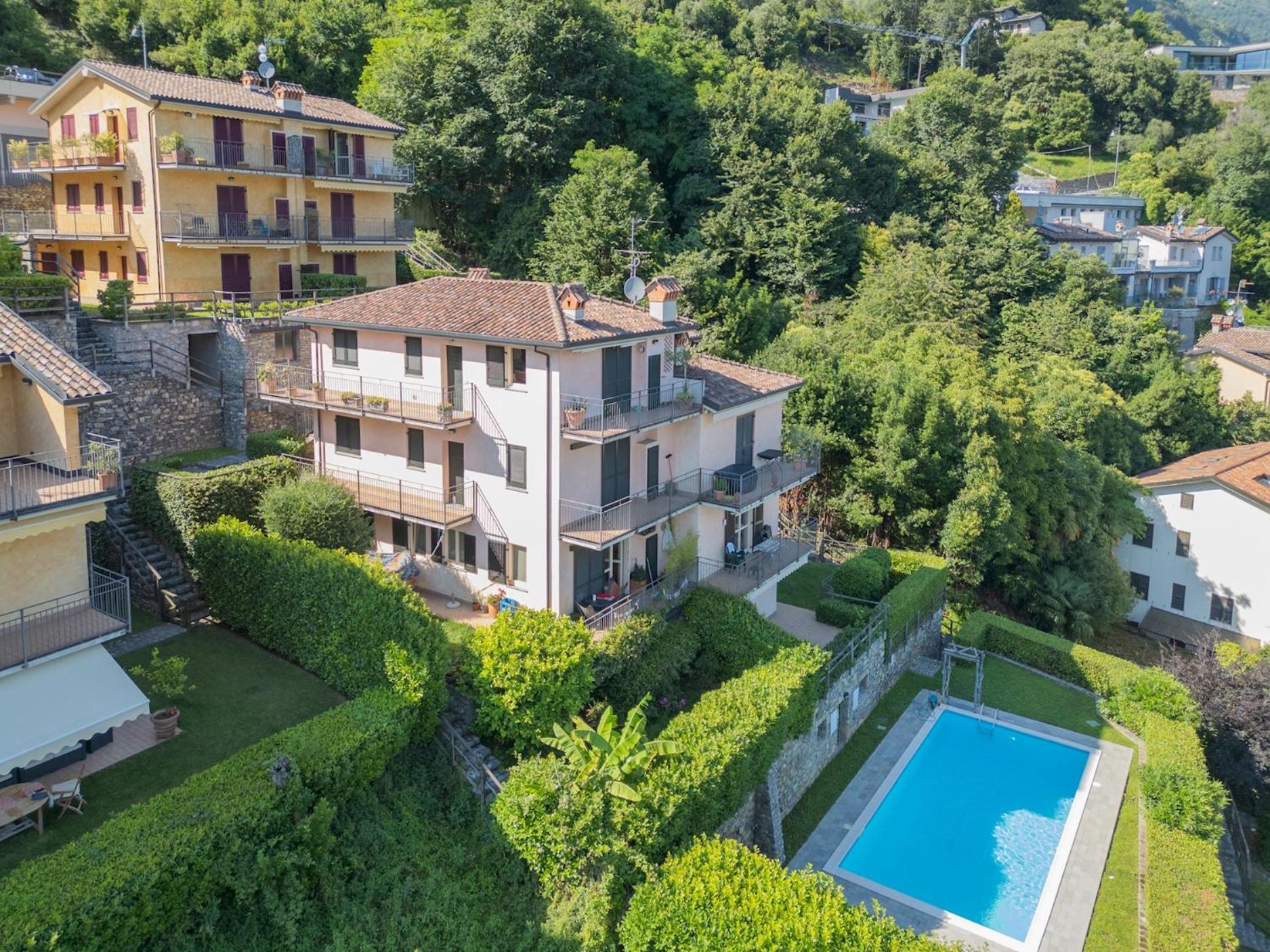 Casa Vela by Rent All Como view 4