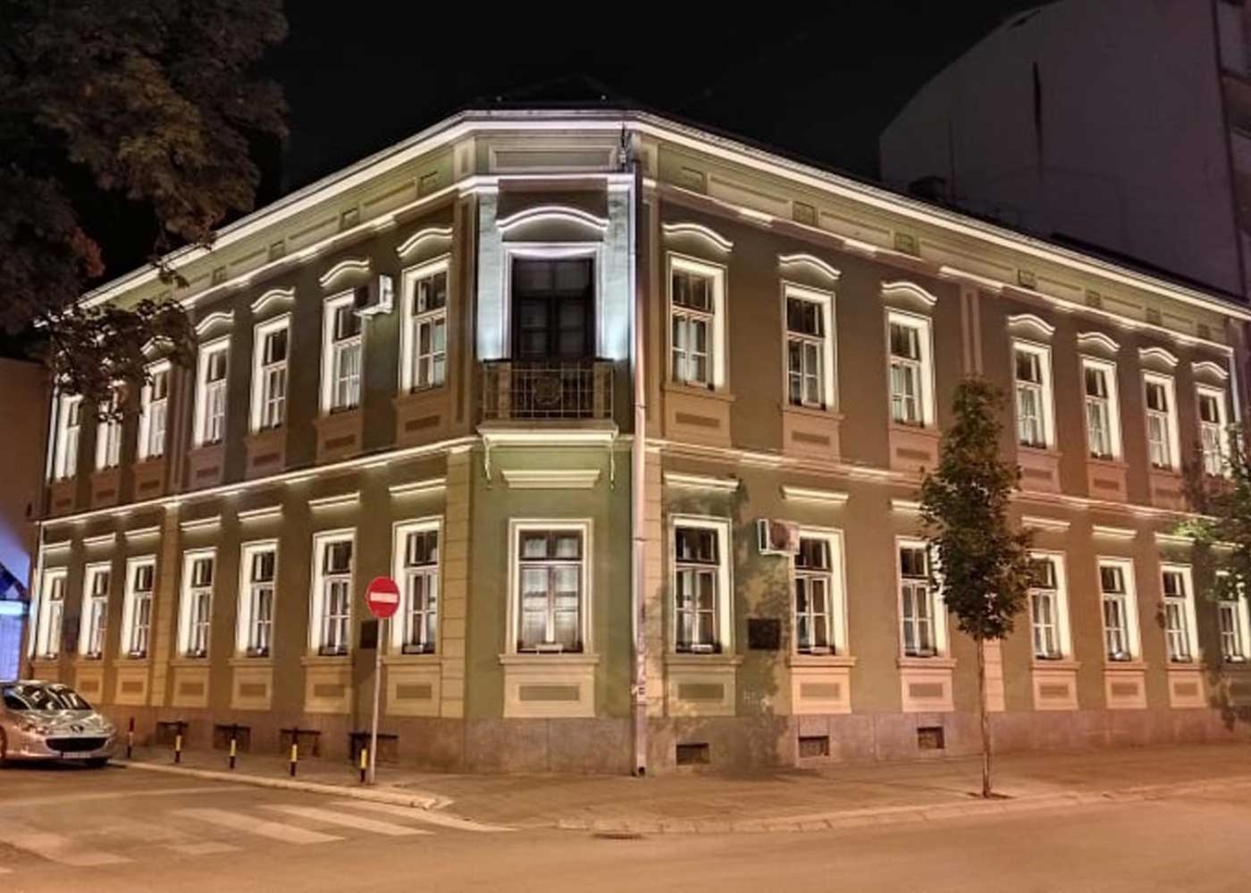 Lumo