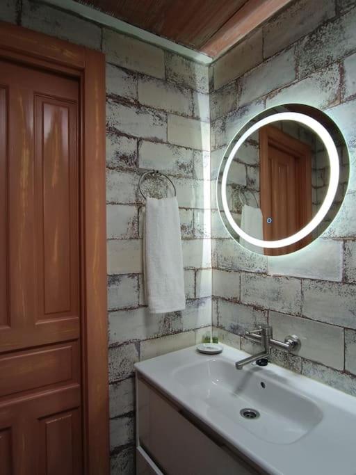 APARTAMENTOS Los PECES MALAGA