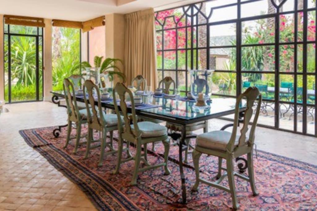 dining