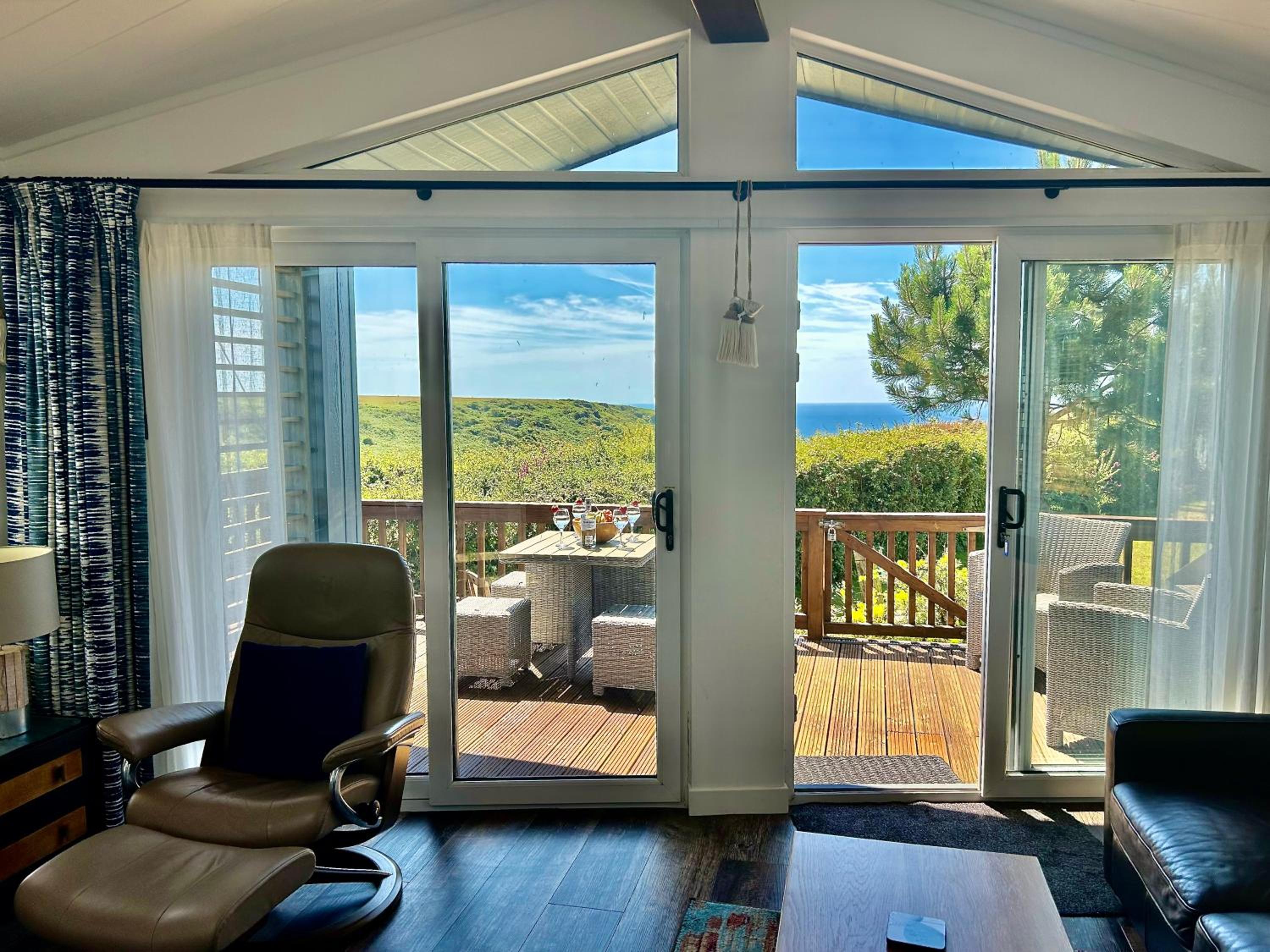 22 Salcombe Retreat Uninterrupted View to the Sea view 5