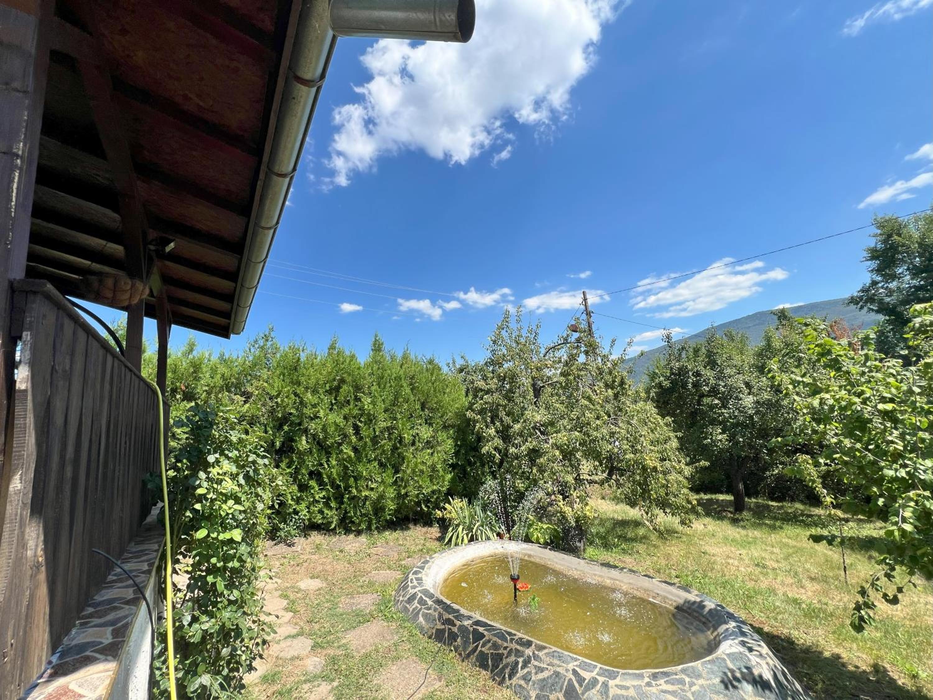 Cozy Quiet Retreat 70km from Sofia